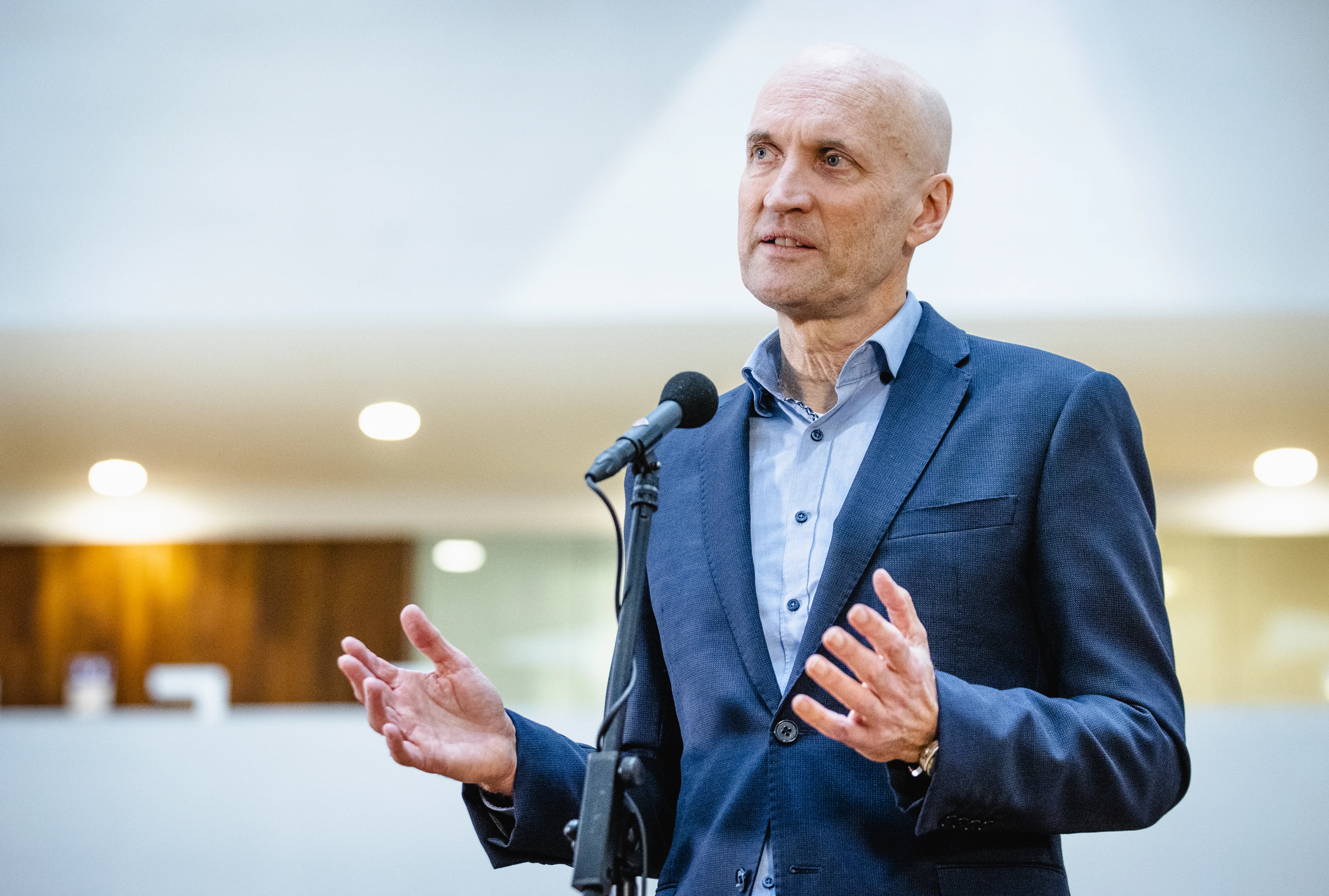 Ernst Kuipers: lokale lockdowns kunnen tóch weer nodig zijn