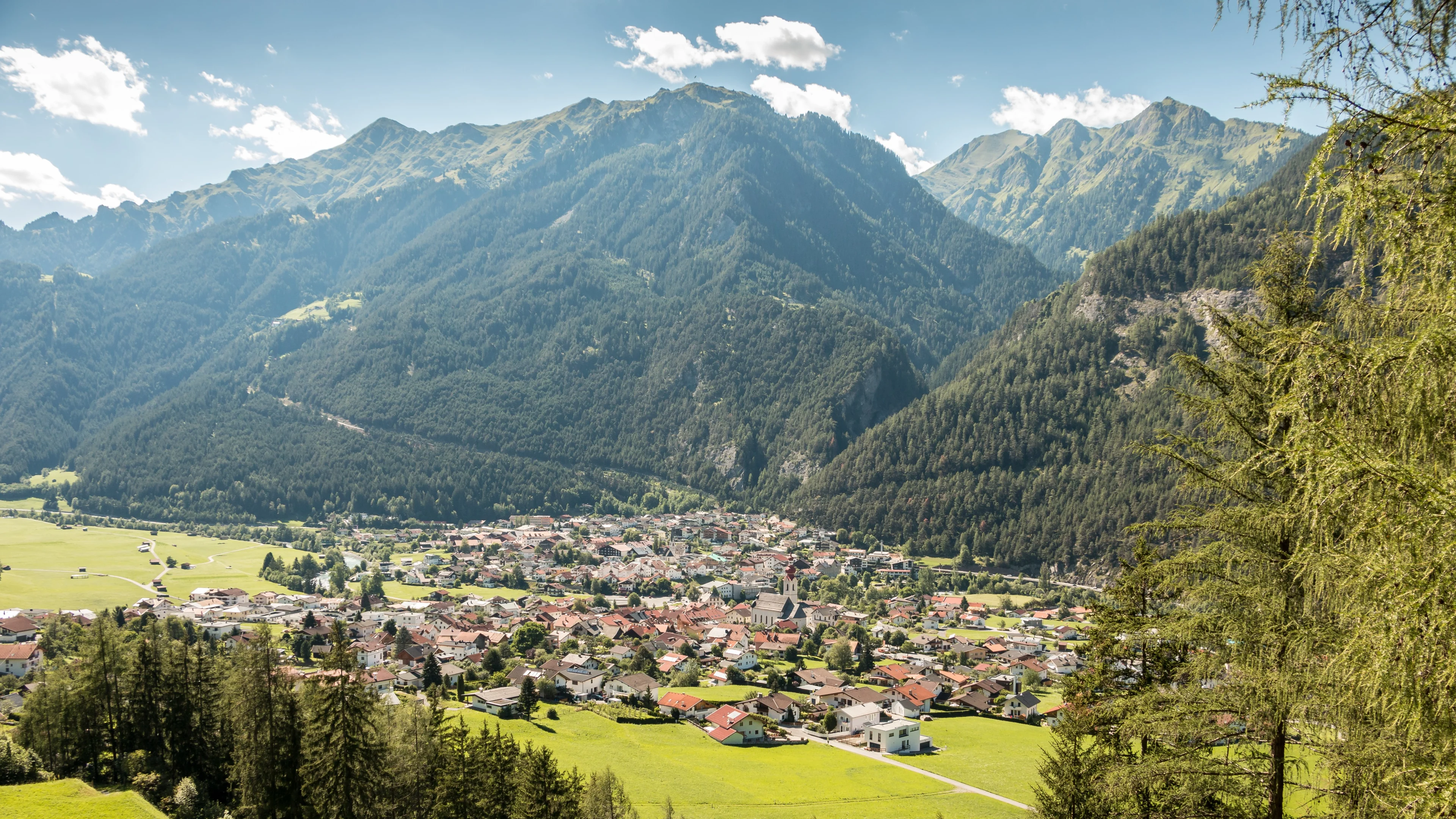 Nederlandse motorrijder (27) komt om bij ongeluk in Oostenrijk
