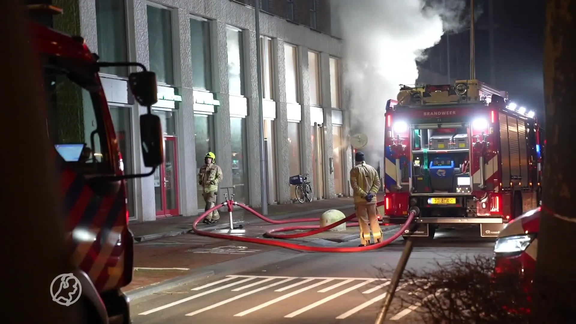 Felle brand in parkeergarage onder Rotterdamse flat