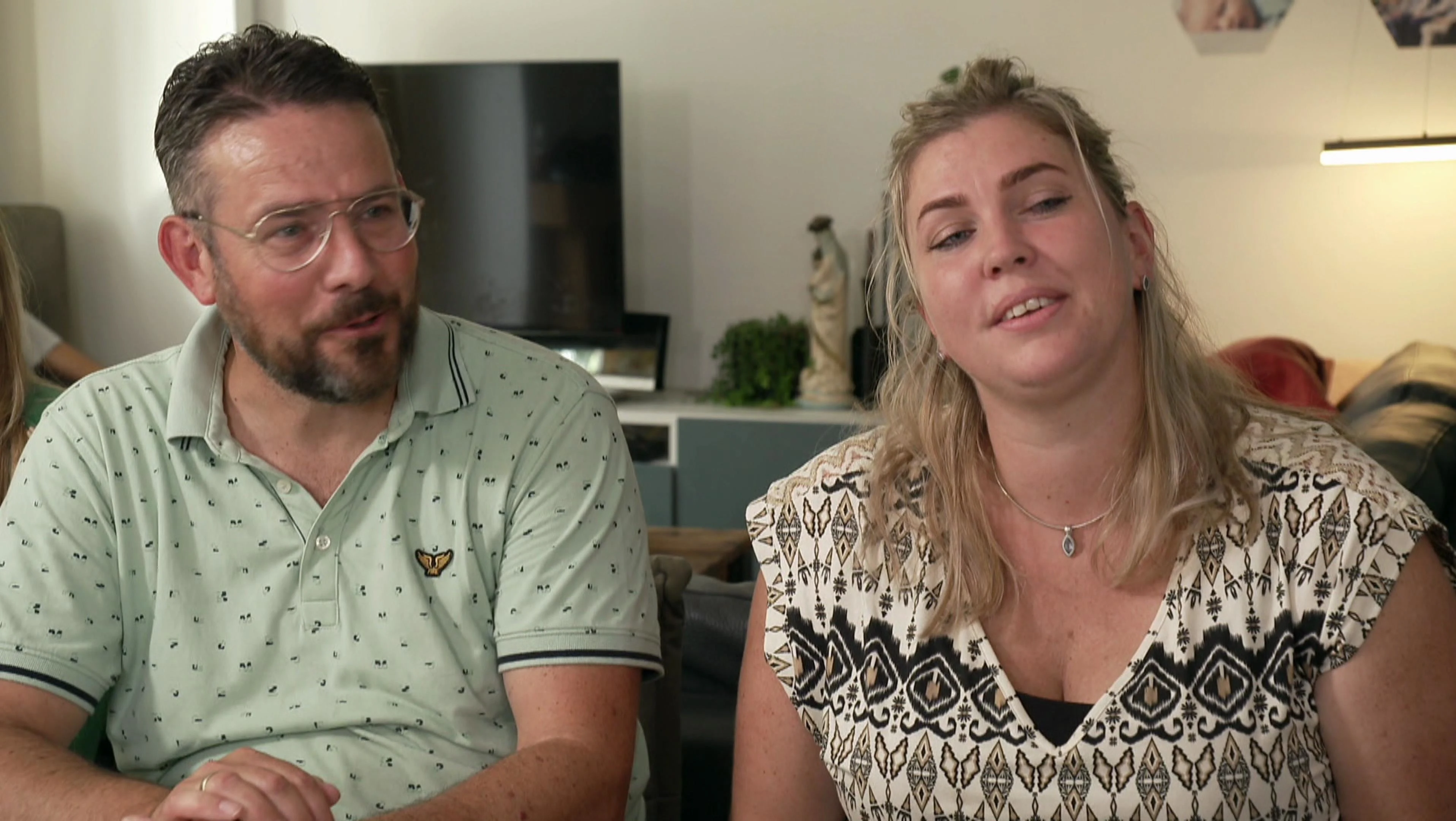 Twitter kan het niet geloven: letterlijke klere(n)bende in Je Huis op Orde