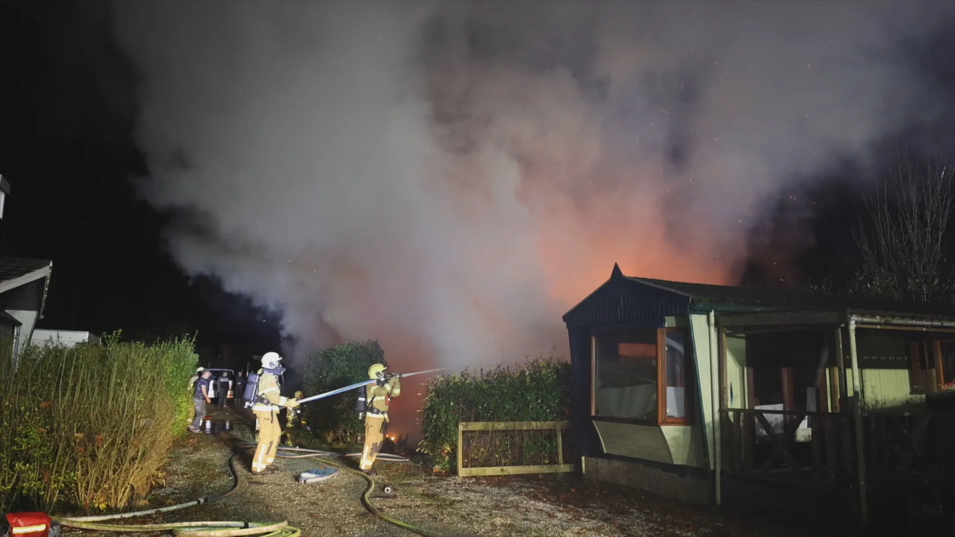 Brandweer rukt tot twee keer toe uit voor branden op camping in Epe