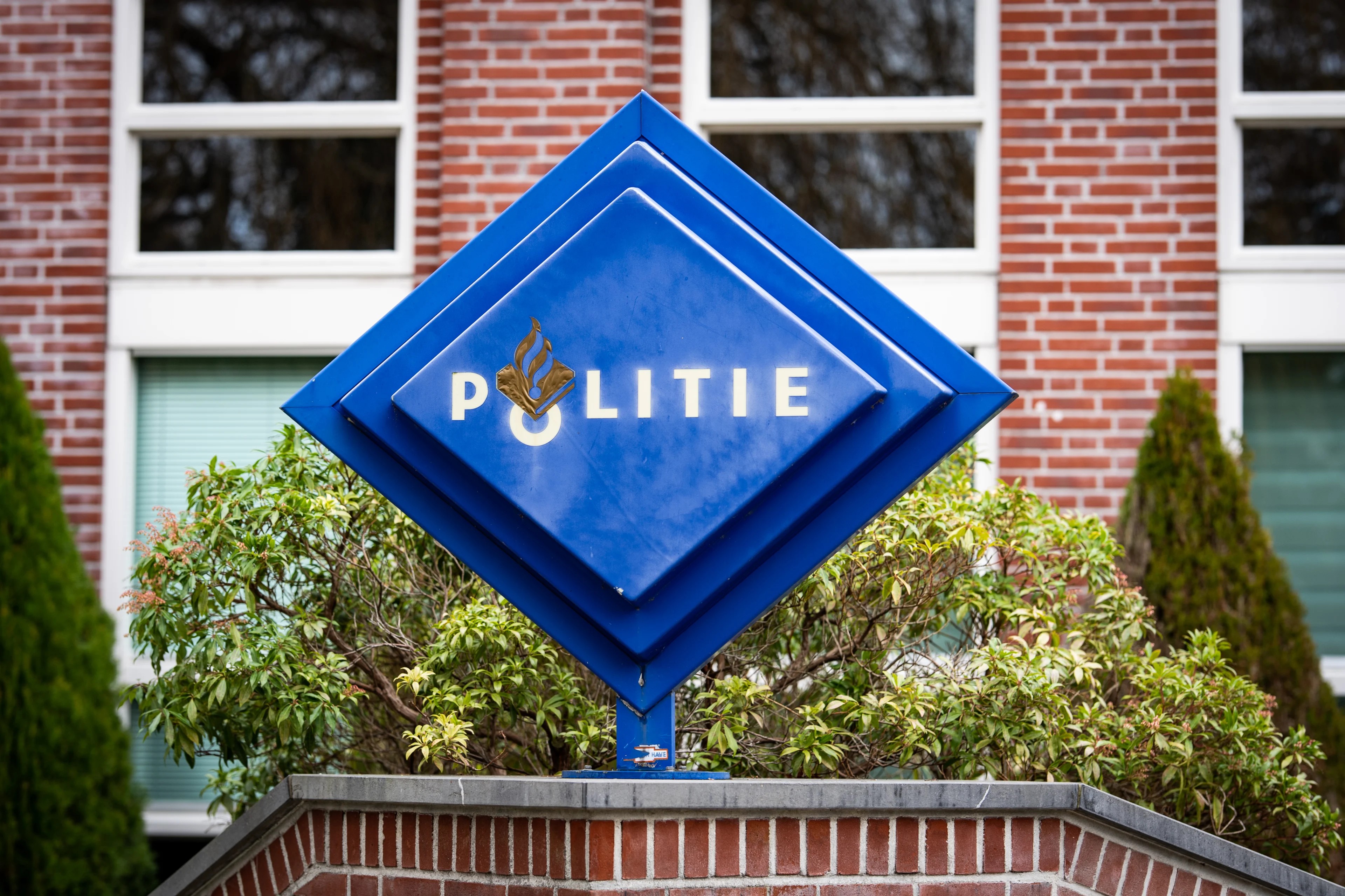 Rotterdamse politiemedewerker (29) aangehouden voor misbruik van gearresteerde vrouw