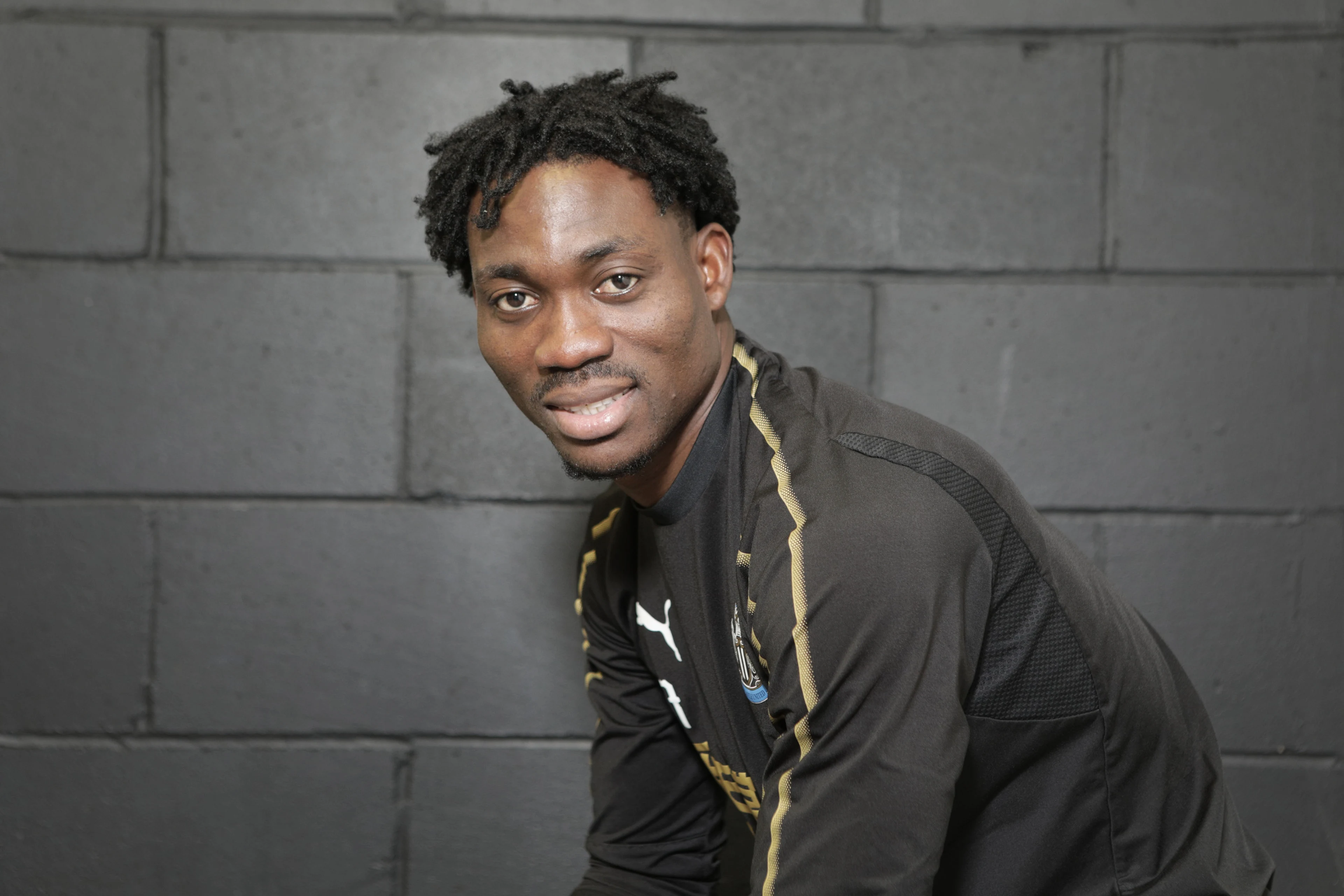 Lichaam van voormalig Vitesse-speler Atsu (31) gevonden onder het puin in Turkije