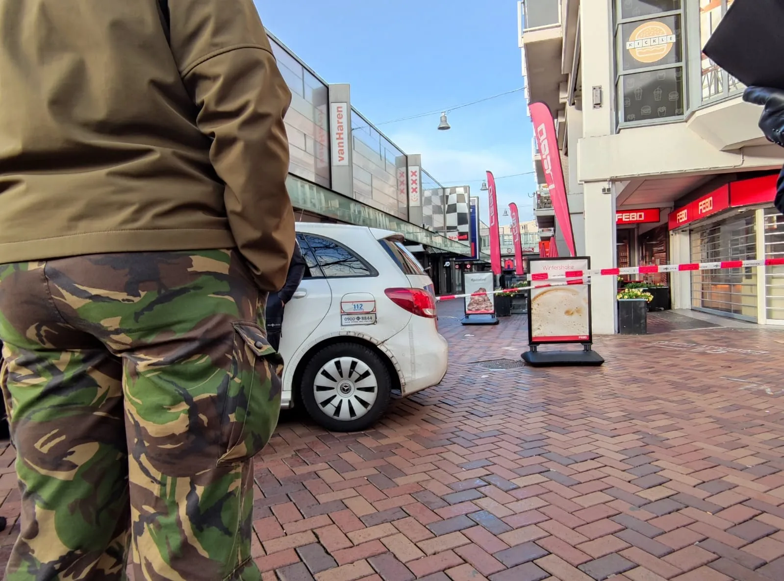 Explosief gevonden bij winkel Bijlmerplein Amsterdam