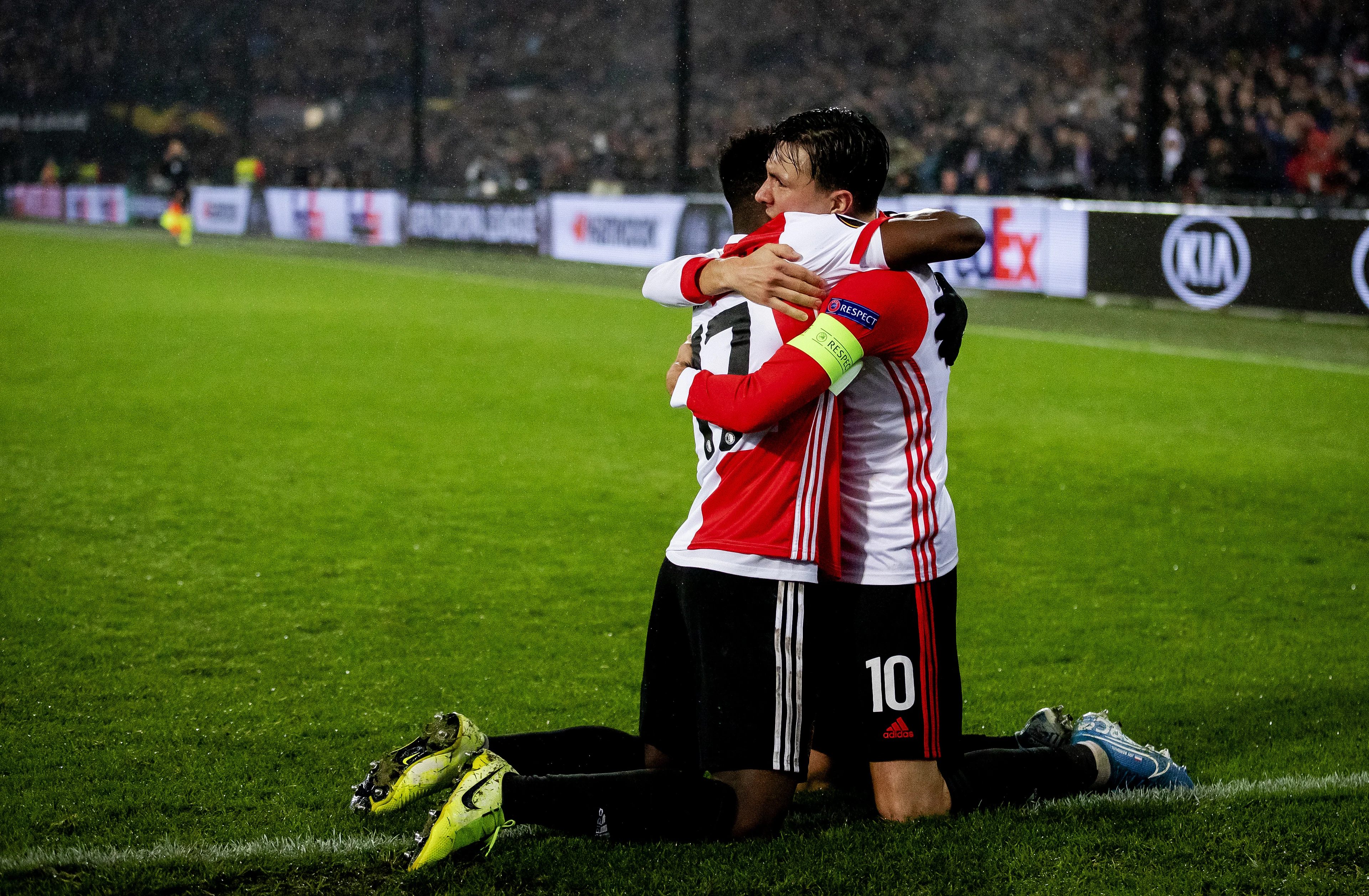 Feyenoord flierefluitend naar finale KNVB-beker