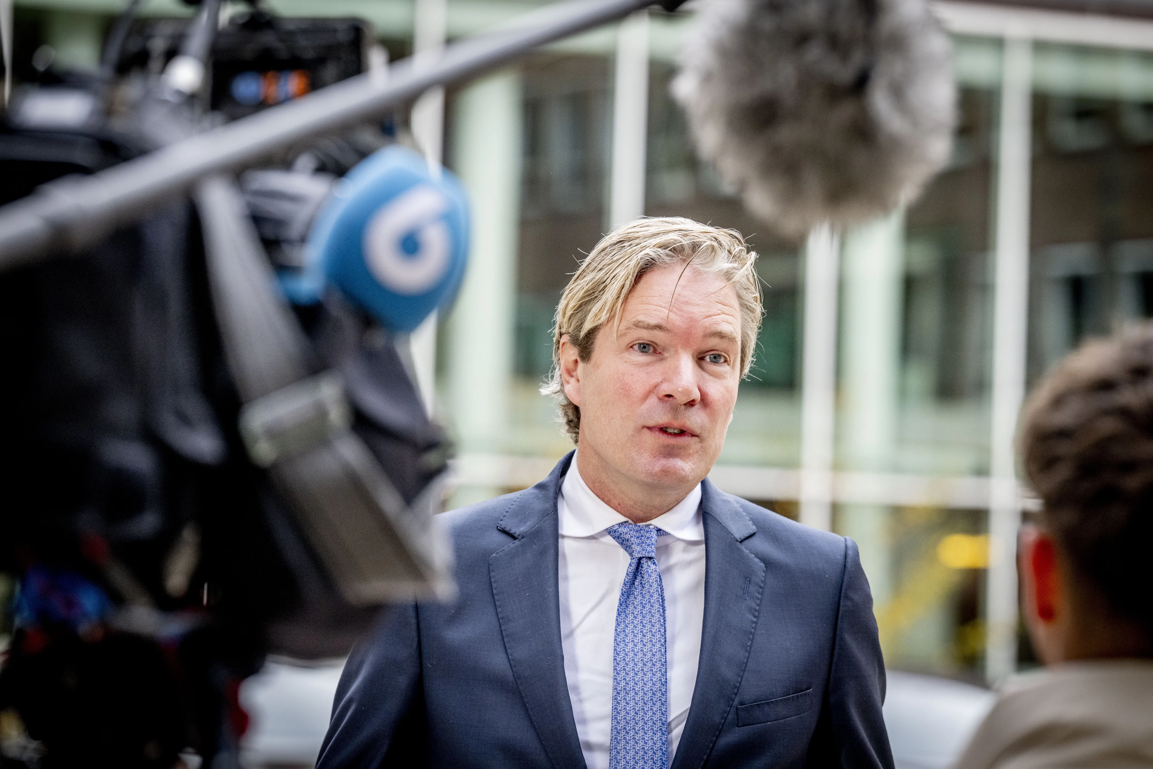 Justitieminister geeft toestemming voor traangas in waterkanonnen