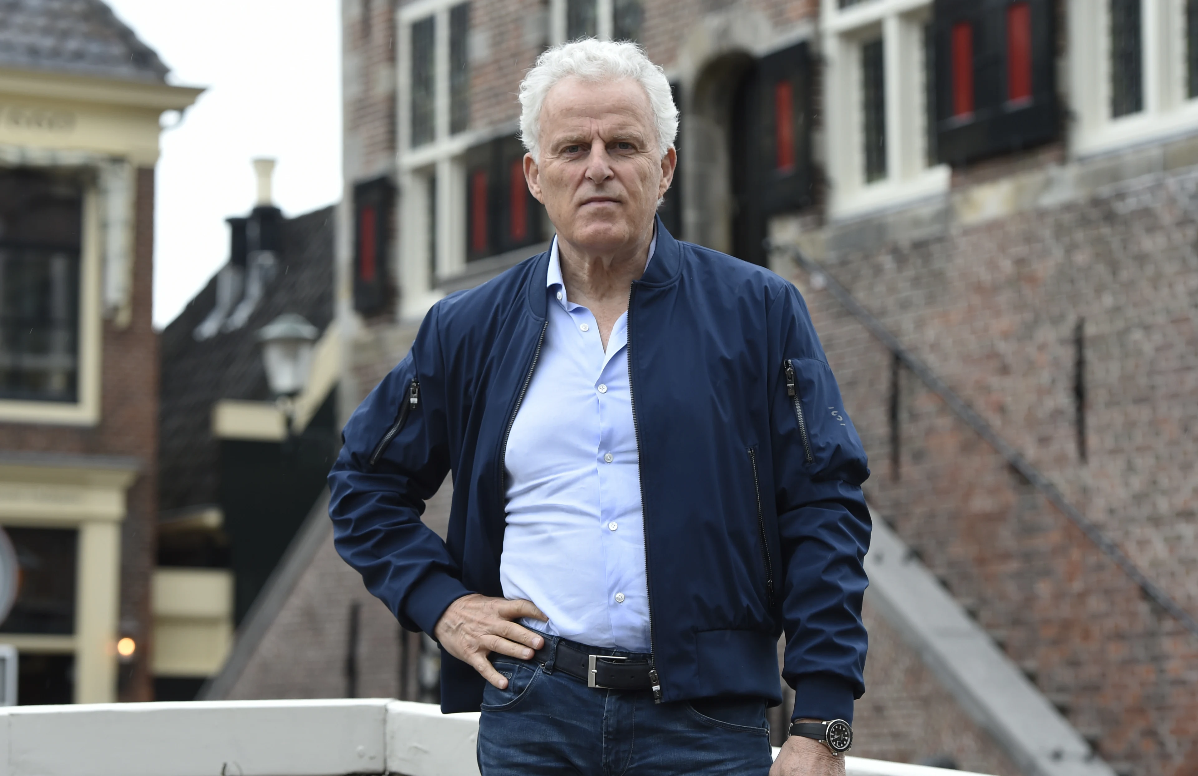 'Joustra moet weg bij onderzoek naar Peter R. de Vries'