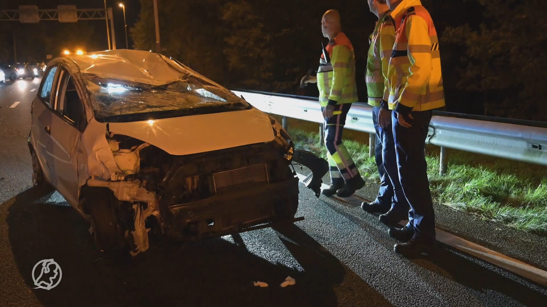 Auto slaat over de kop op A58: meerdere gewonden, waaronder vier kinderen naar ziekenhuis