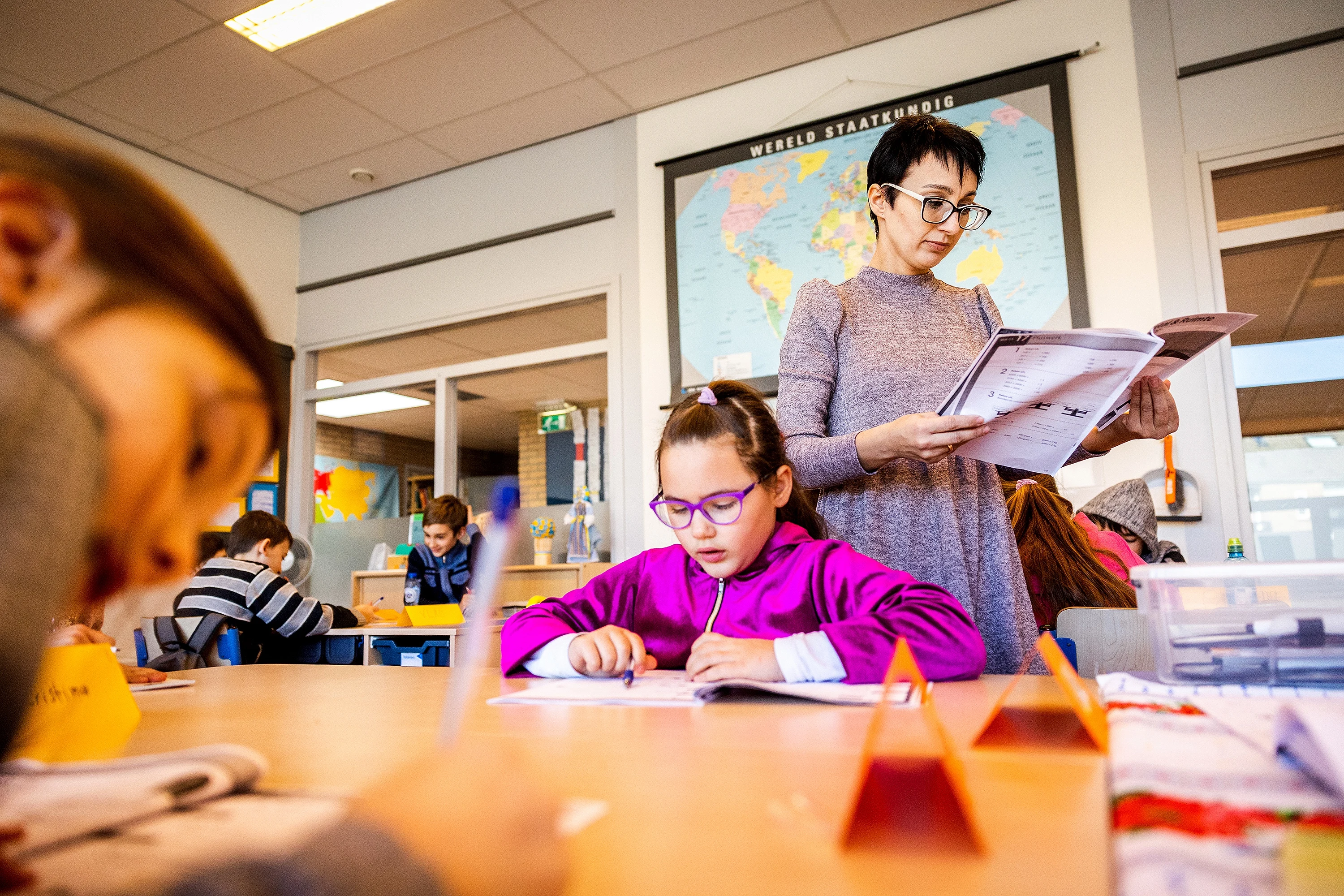 Onderwijsbond: zet Oekraïense vluchtelingen voor de klas