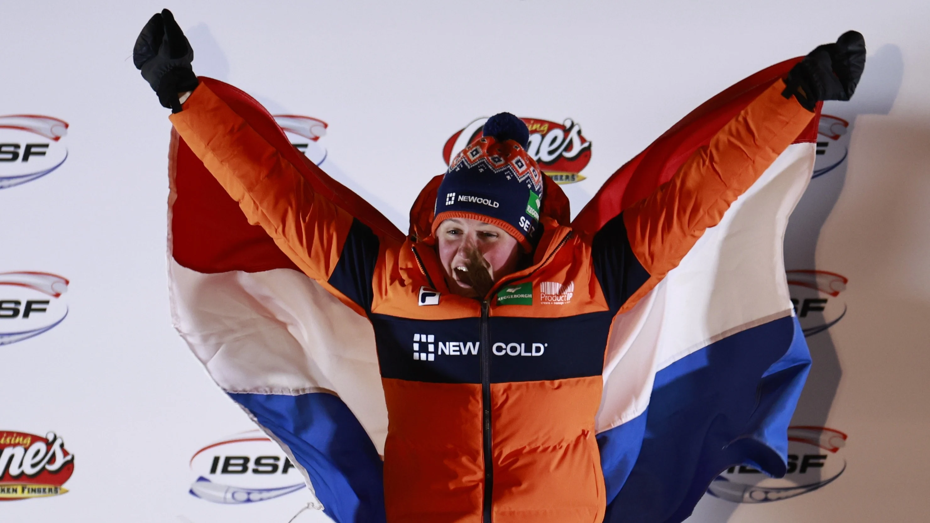Kimberley Bos pakt eerste wereldtitel skeleton na ijzersterk WK