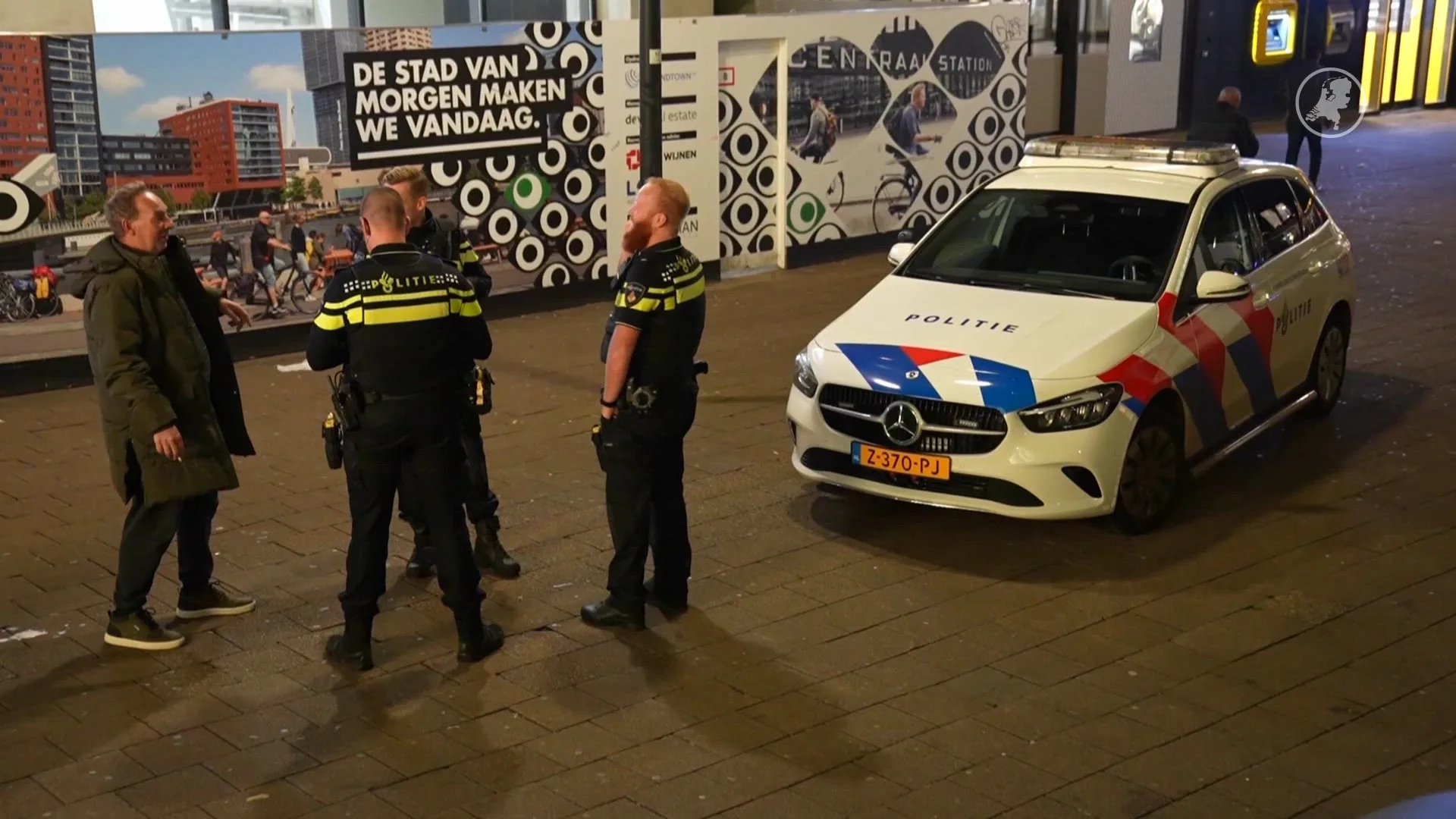 Man gewond door steekincident in centrum Rotterdam na vechtpartij Coolsingel