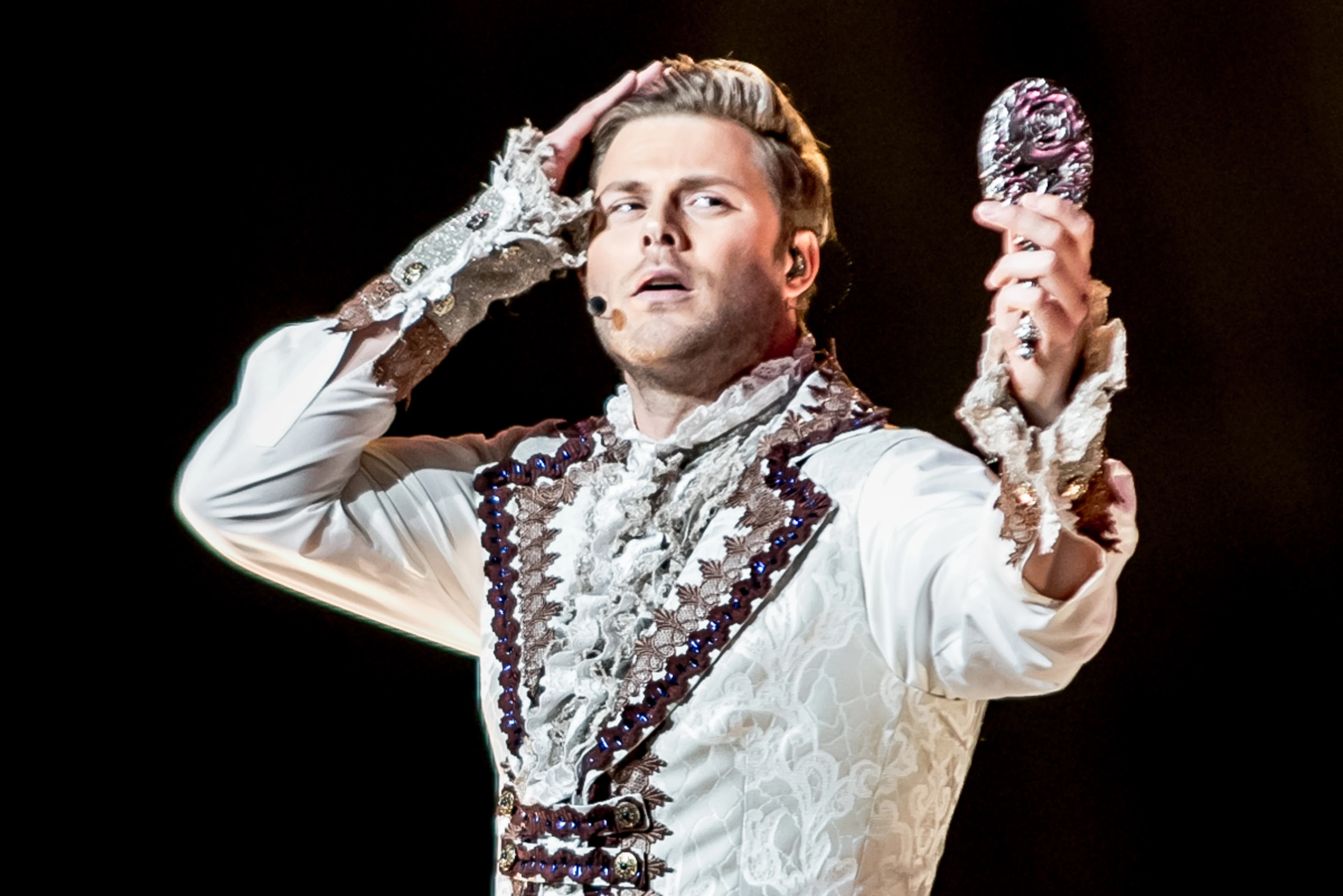 Oproep #ikdoenietmeermee van BN'ers is initiatief van Viruswaarheid