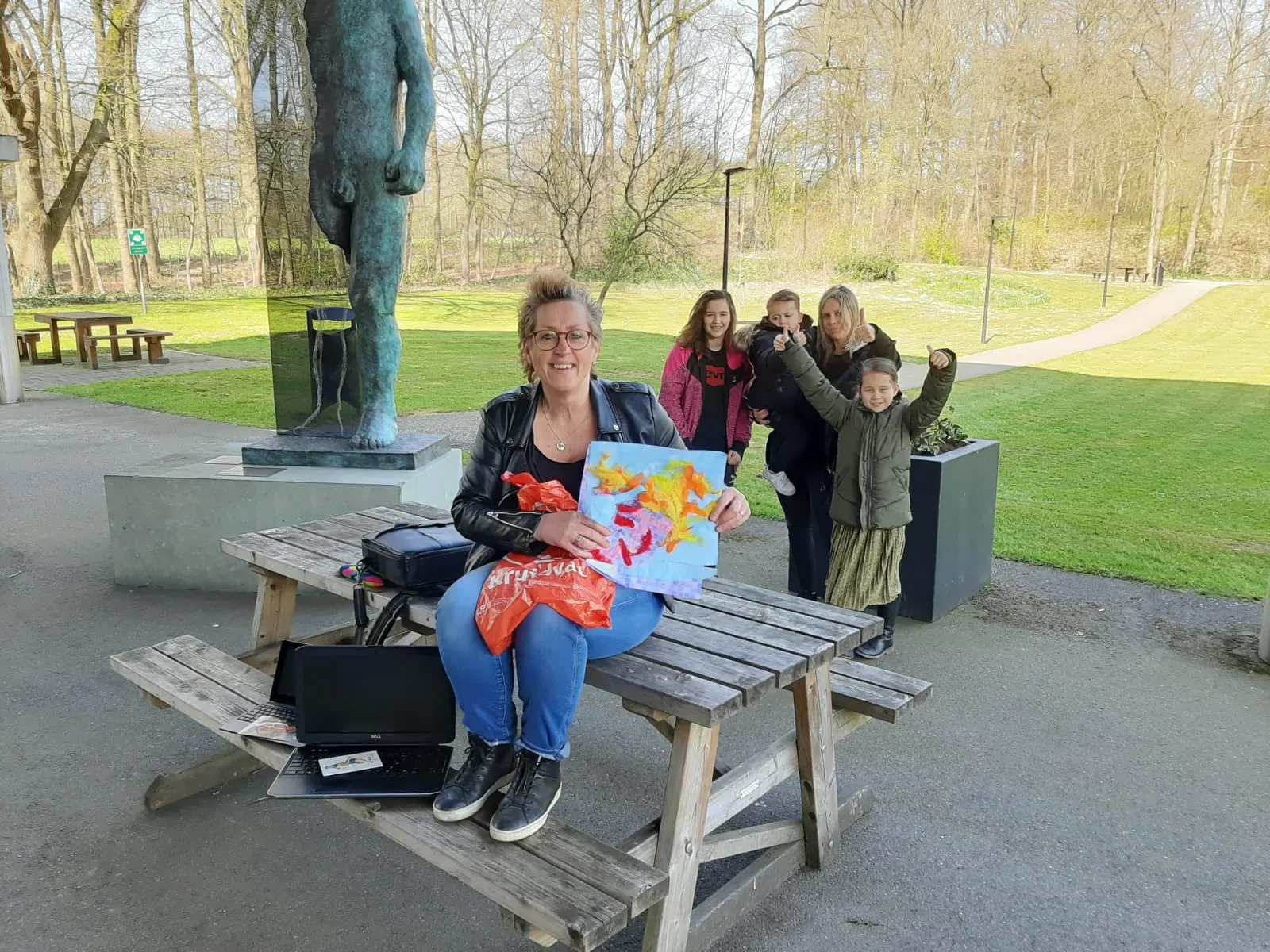 Dankzij Wilma en Richard kunnen kwetsbare kinderen in coronatijd toch onderwijs blijven volgen