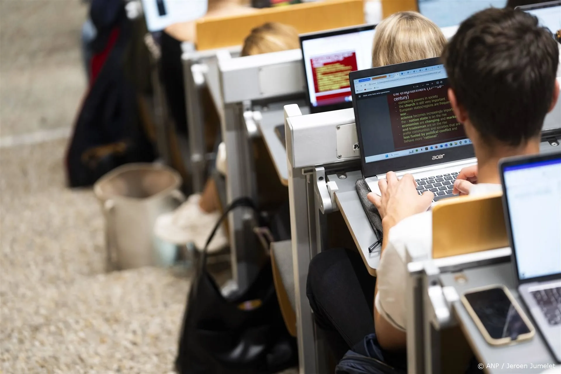 DUO begint campagne om oud-studenten te wijzen op aanvraag compensatie