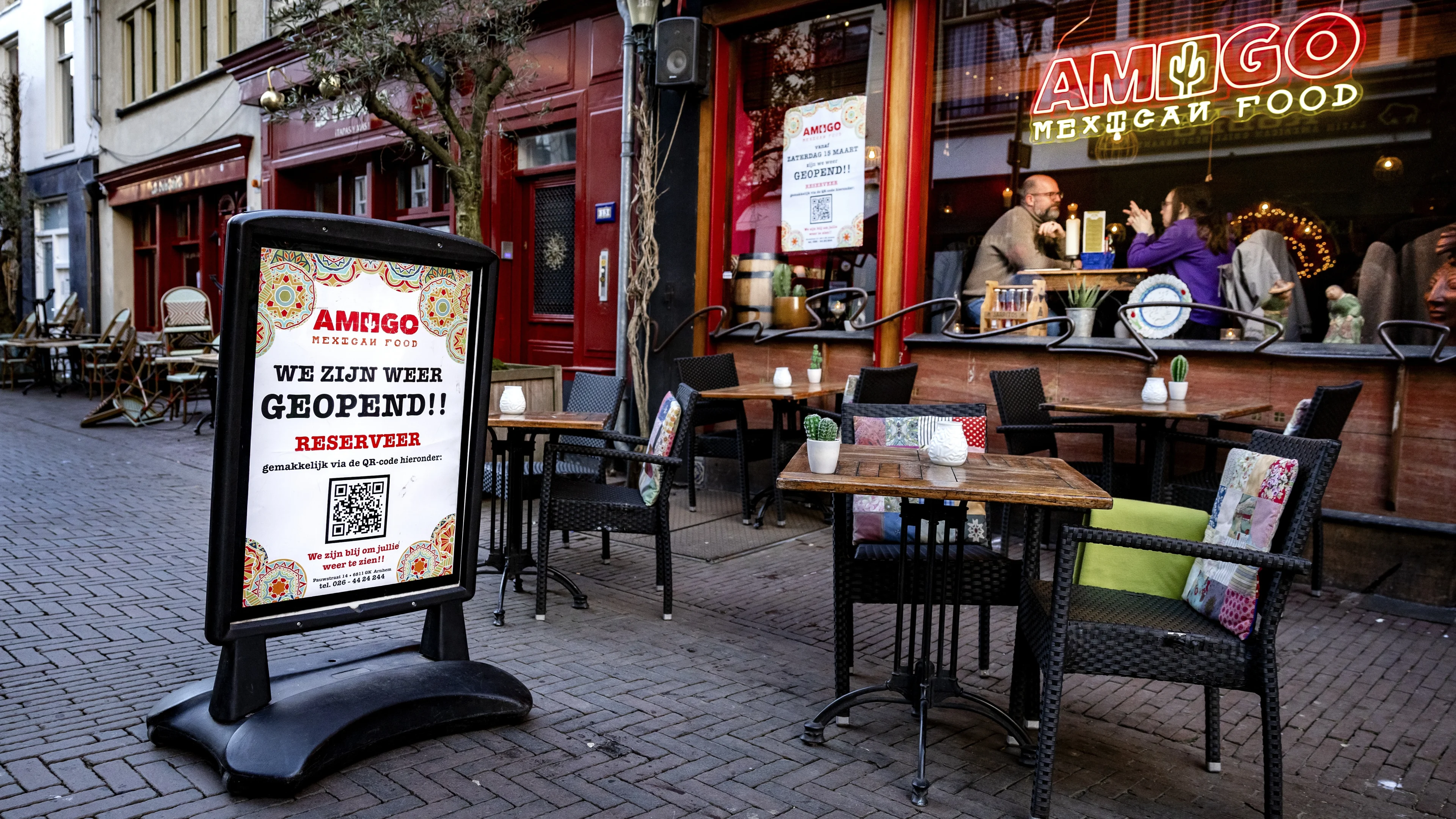 Getroffen ondernemers brand Arnhem gaan weer open: 'We gaan ervoor!'