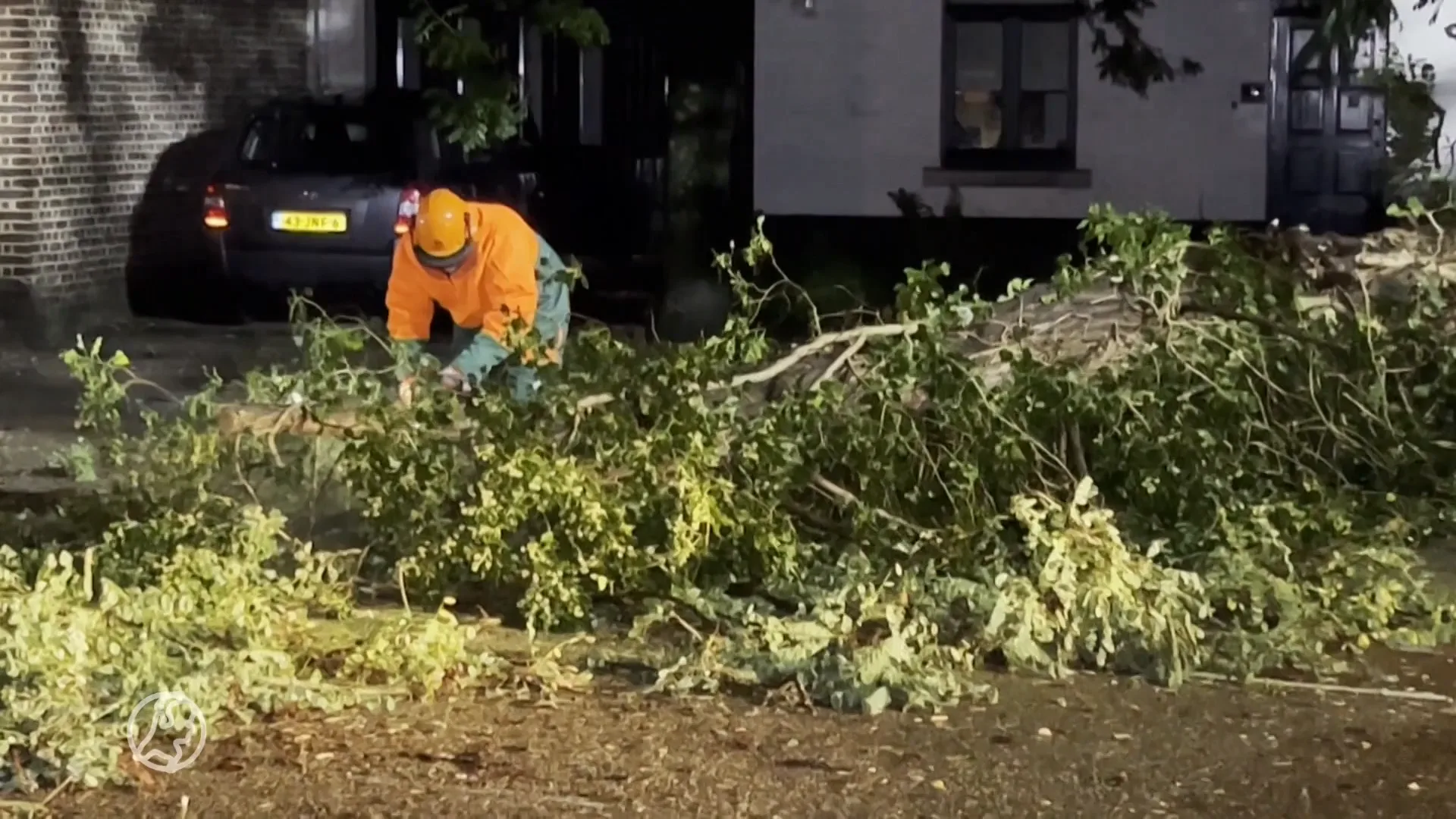 Schade door forse regen- en onweersbuien: op deze plekken ging het mis