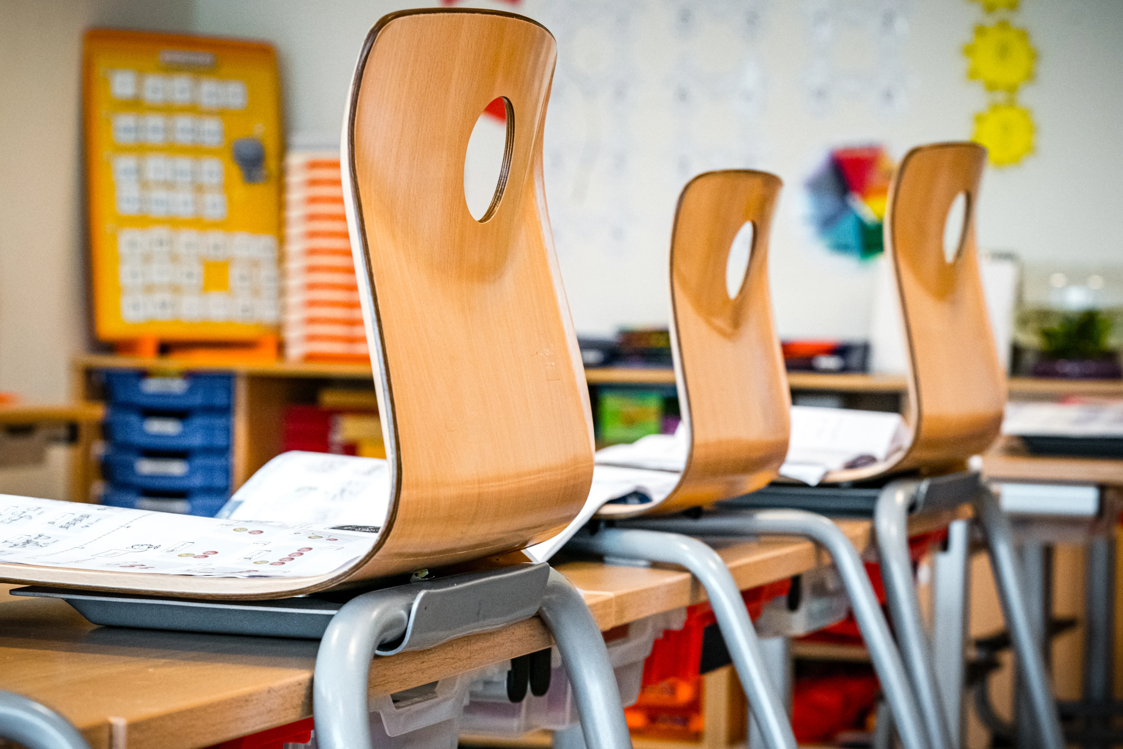 Onbevoegden in grote steden voor de klas in strijd tegen lerarentekort, maar lost het probleem niet op