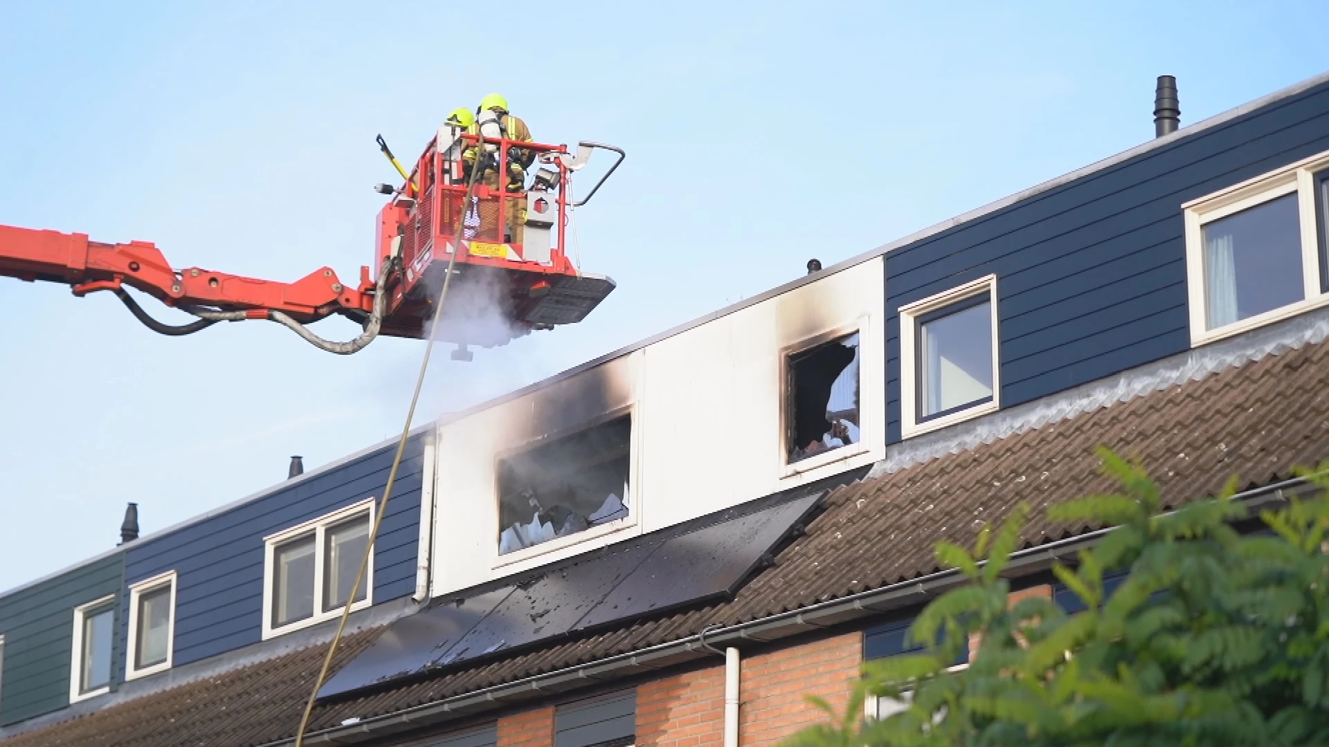 Twee gewonden bij uitslaande brand in woning Spijkenisse