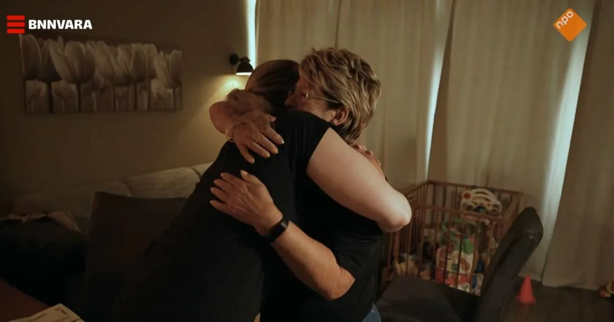 Emotionele Rolling Stones-fan Cor geeft kaarten weg aan andere fan