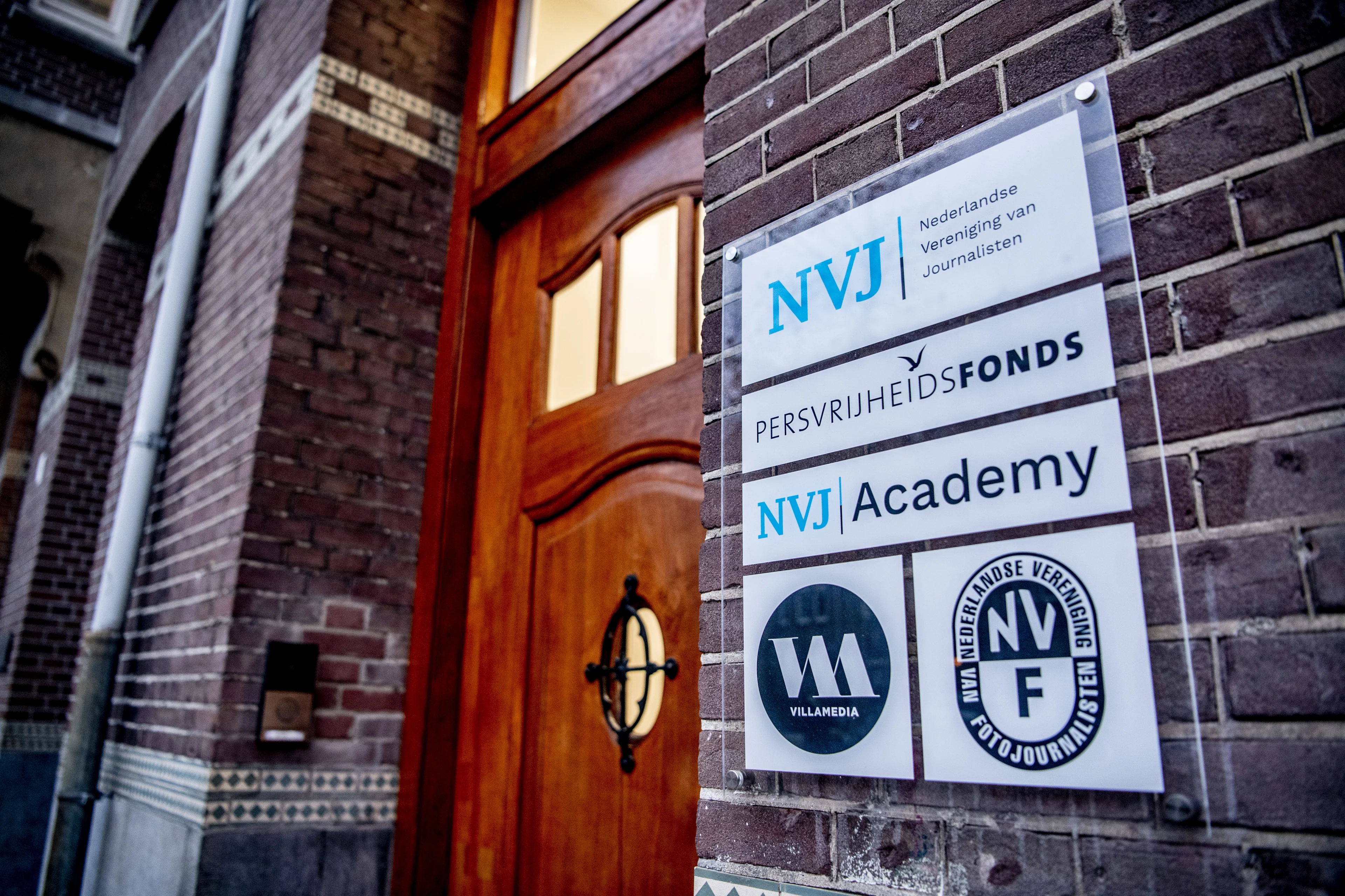 NVJ: meldingen van geweld tegen journalisten toegenomen