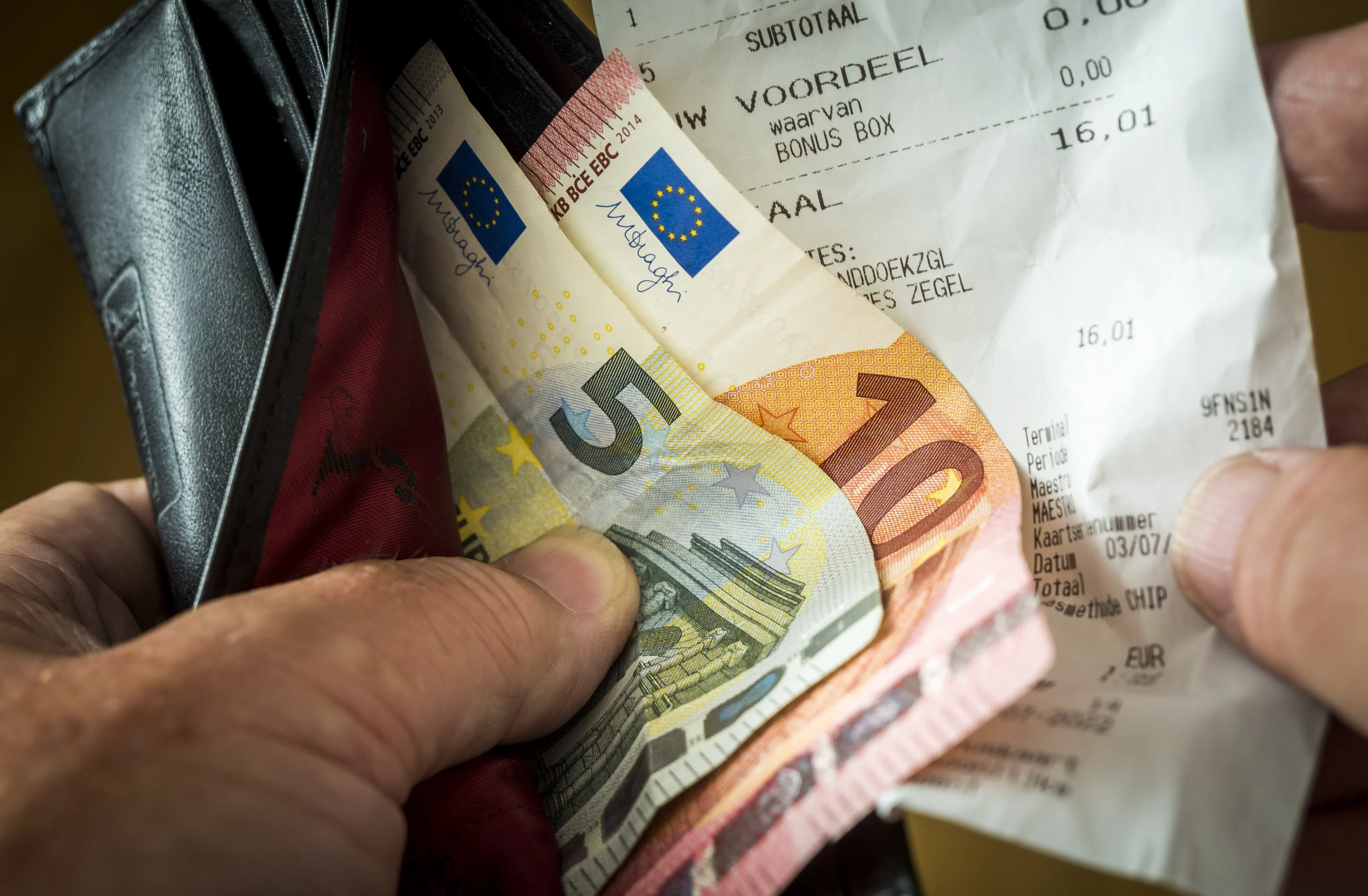 Niet alleen je hoofd, maar ook je hart lijdt onder geldstress