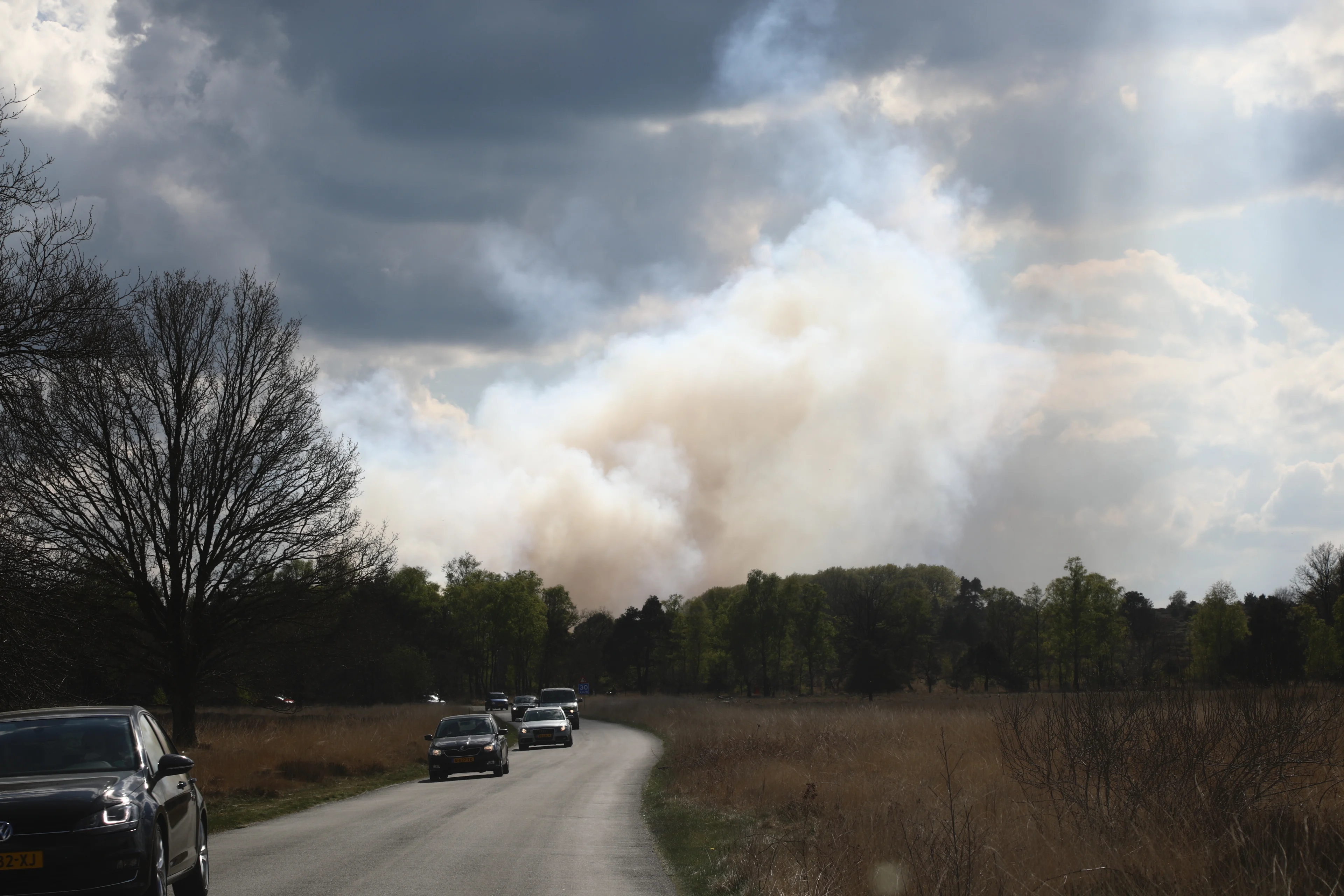 Grote brand op heidegebied Sallandse Heuvelrug onder controle
