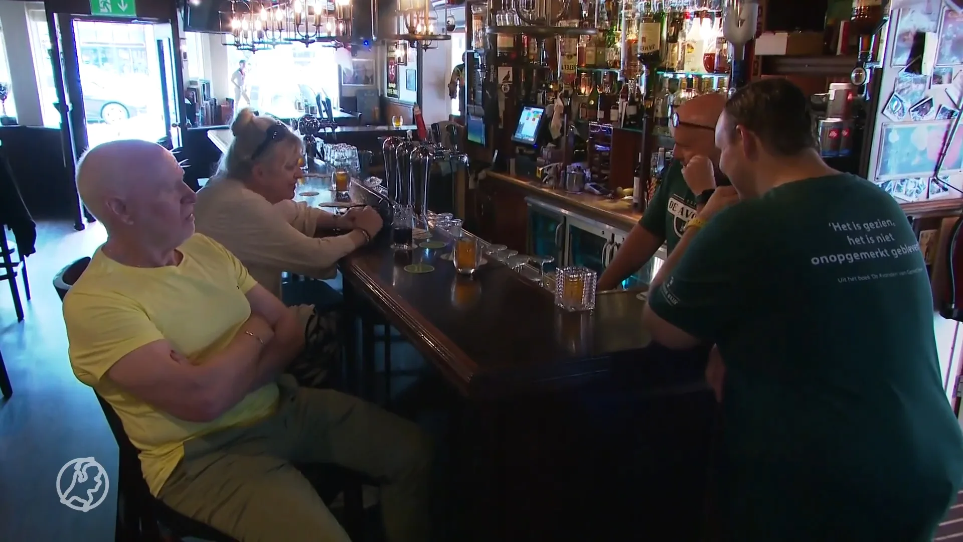 Ajax-fans zijn een dag na de wedstrijd nog steeds aan het bijkomen