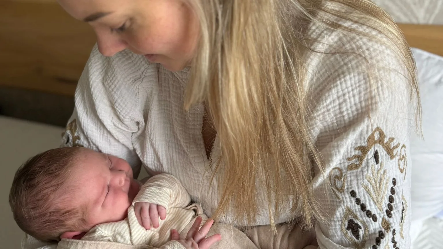 Mega-baby geboren in Zwolle: Noud weegt bijna 6 kilo