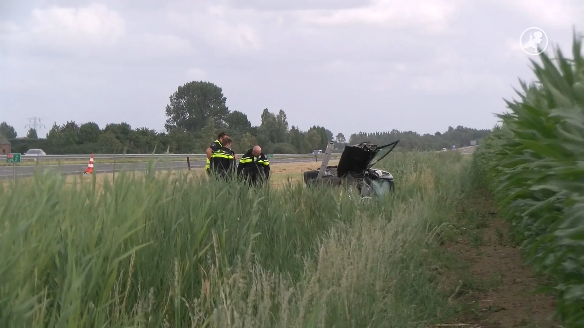 Automobilist (77) overleden door ongeluk op A58, weg tot 22.00 uur dicht