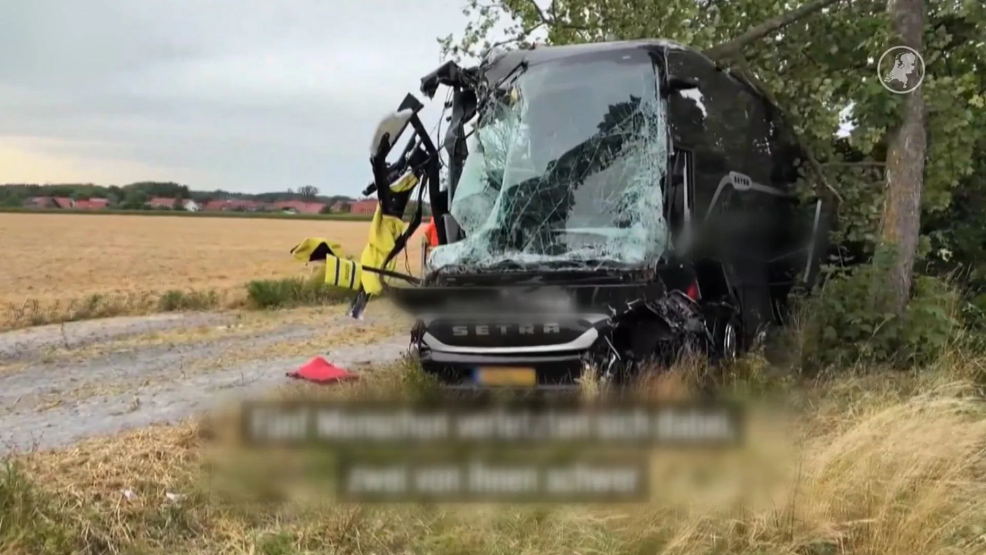 Zwaargewonden bij ongeluk met Nederlandse touringcar