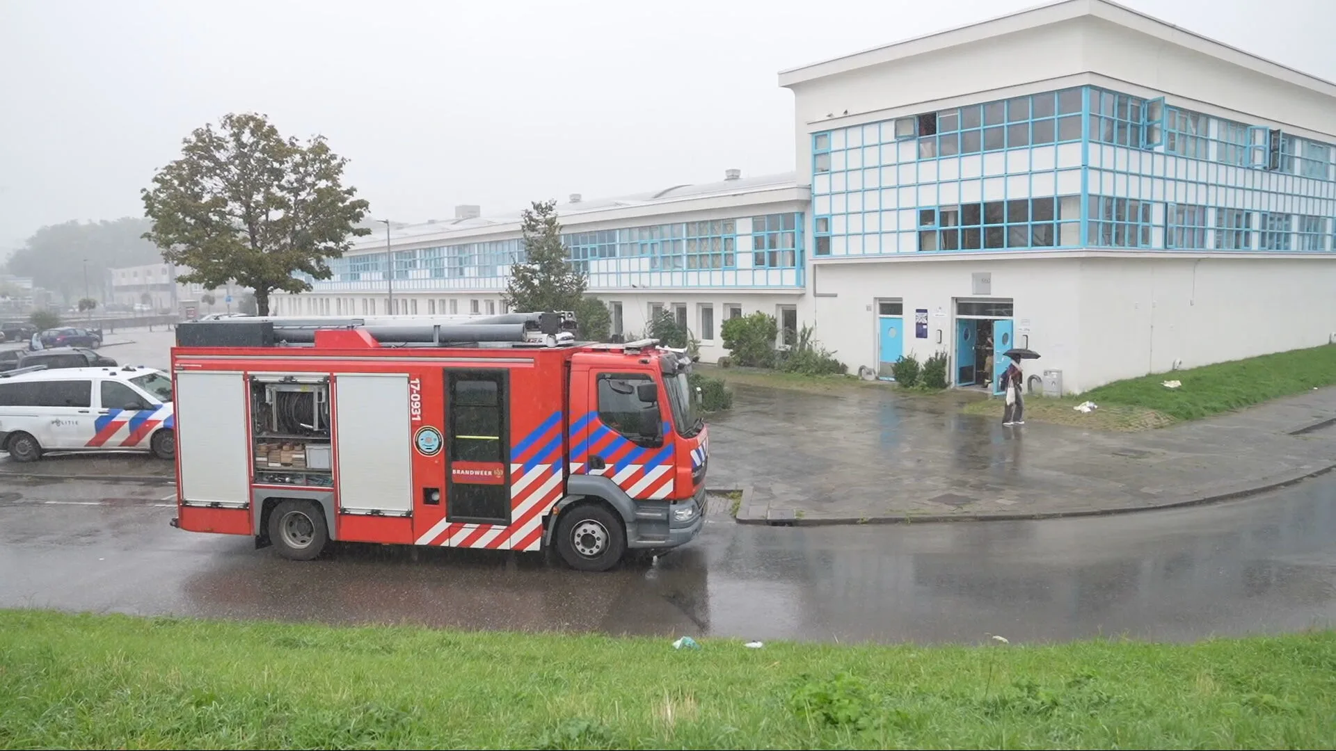 Brandweer vindt overleden man na woningbrand Rotterdam