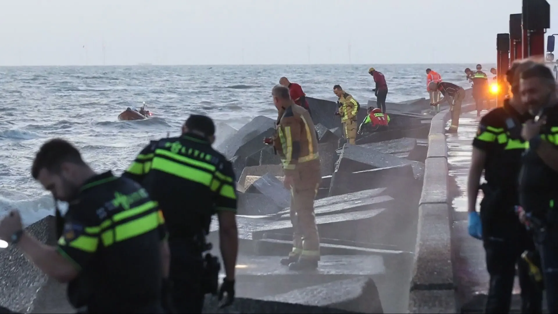 Kans op overleving klein: zoektocht naar vrouw bij Scheveningen definitief gestaakt