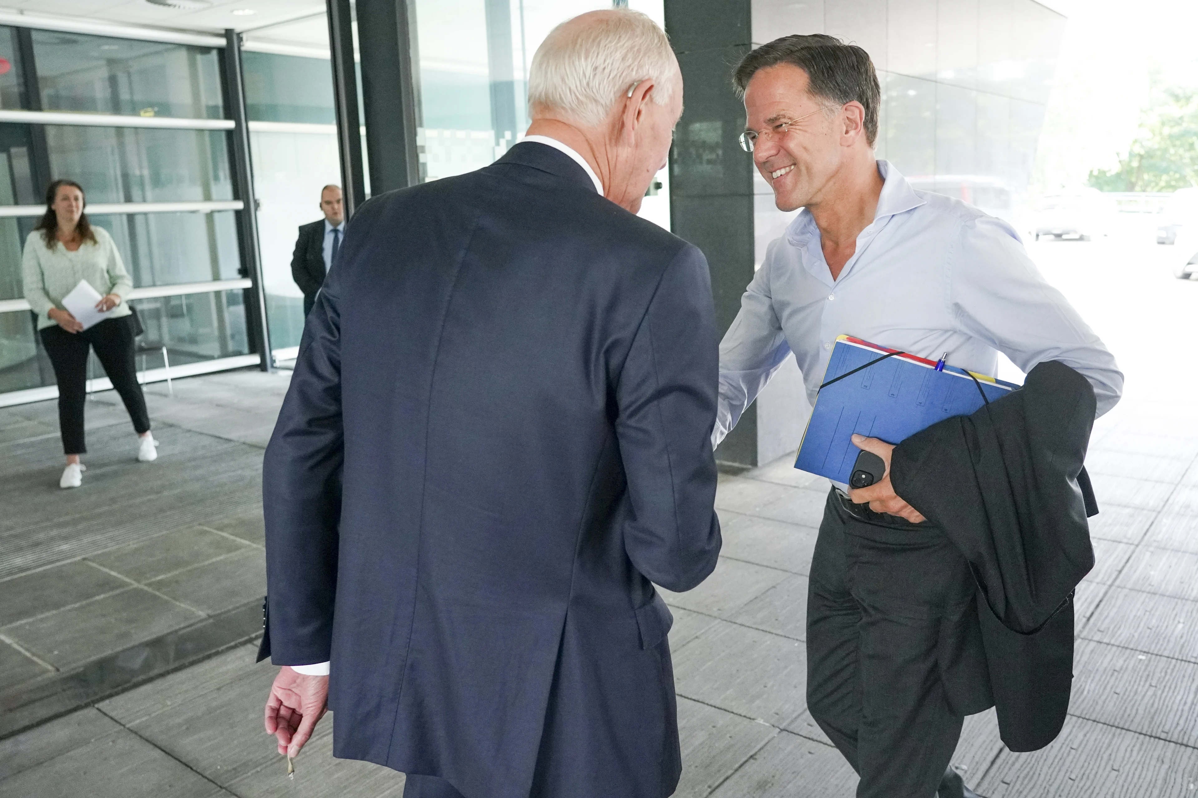 Remkes om tafel met boeren en kabinet, LTO wil 'meer dan handreikingen'