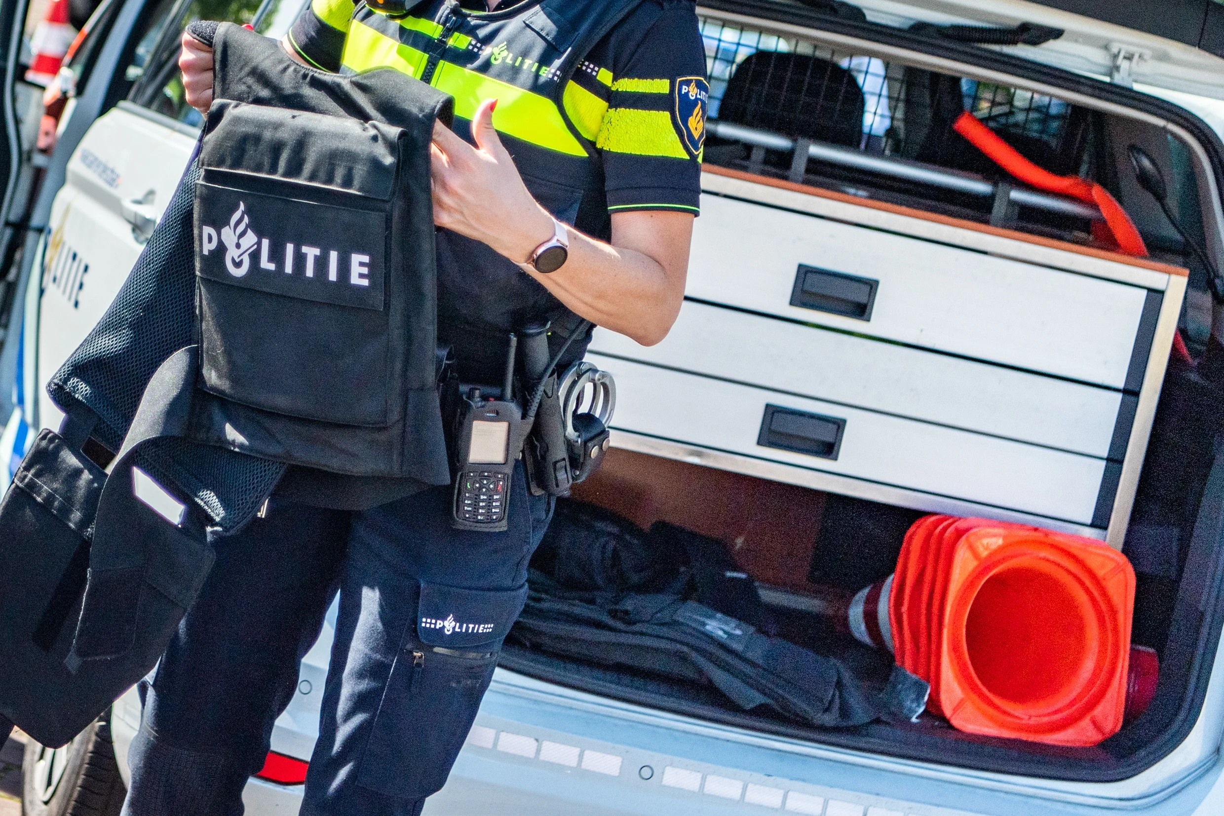 Man (27) denkt dat hij twaalf kogels de lucht in kan schieten omdat hij jarig is