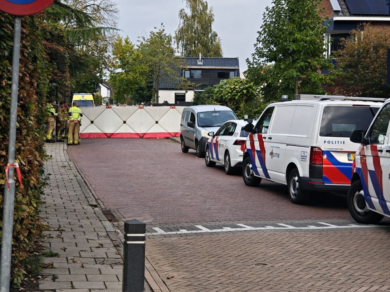 Fietser in Borculo overlijdt na aanrijding door vrachtwagen