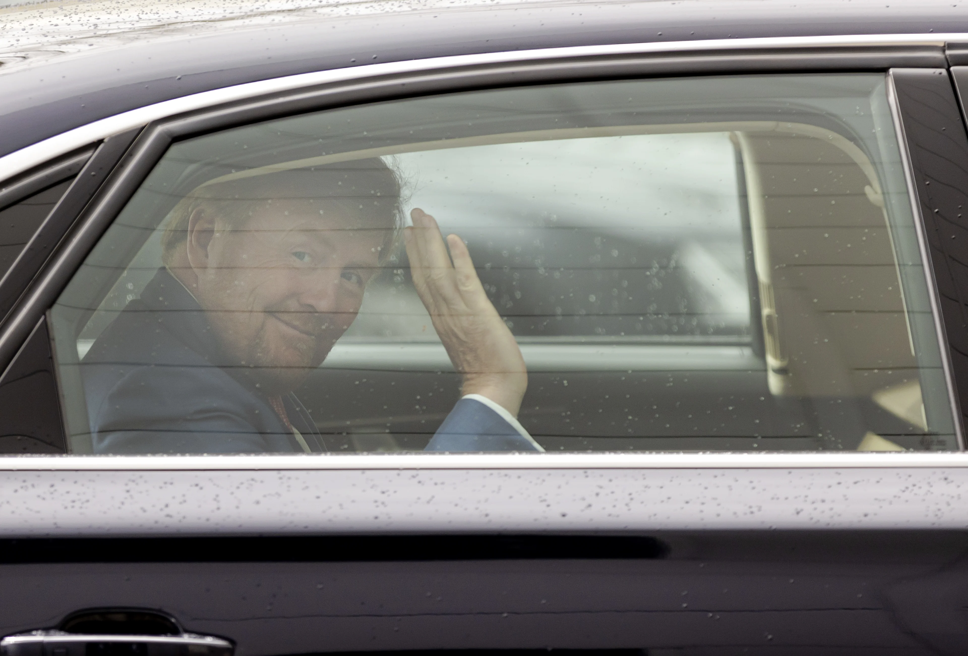 Vertrouwen in koning Willem-Alexander op laagste punt sinds inhuldiging