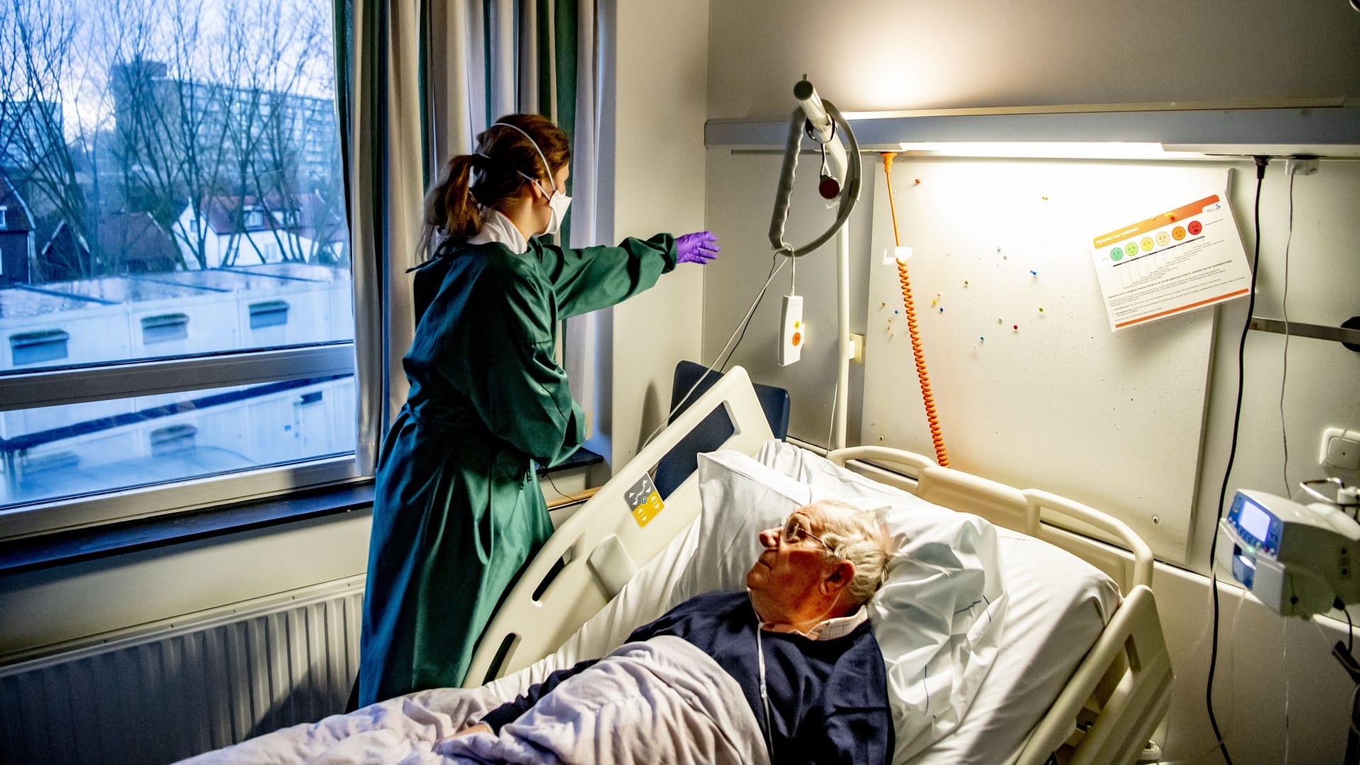 Ziekenhuizen stromen weer vol met coronapatiënten, hoogste aantal in anderhalve maand