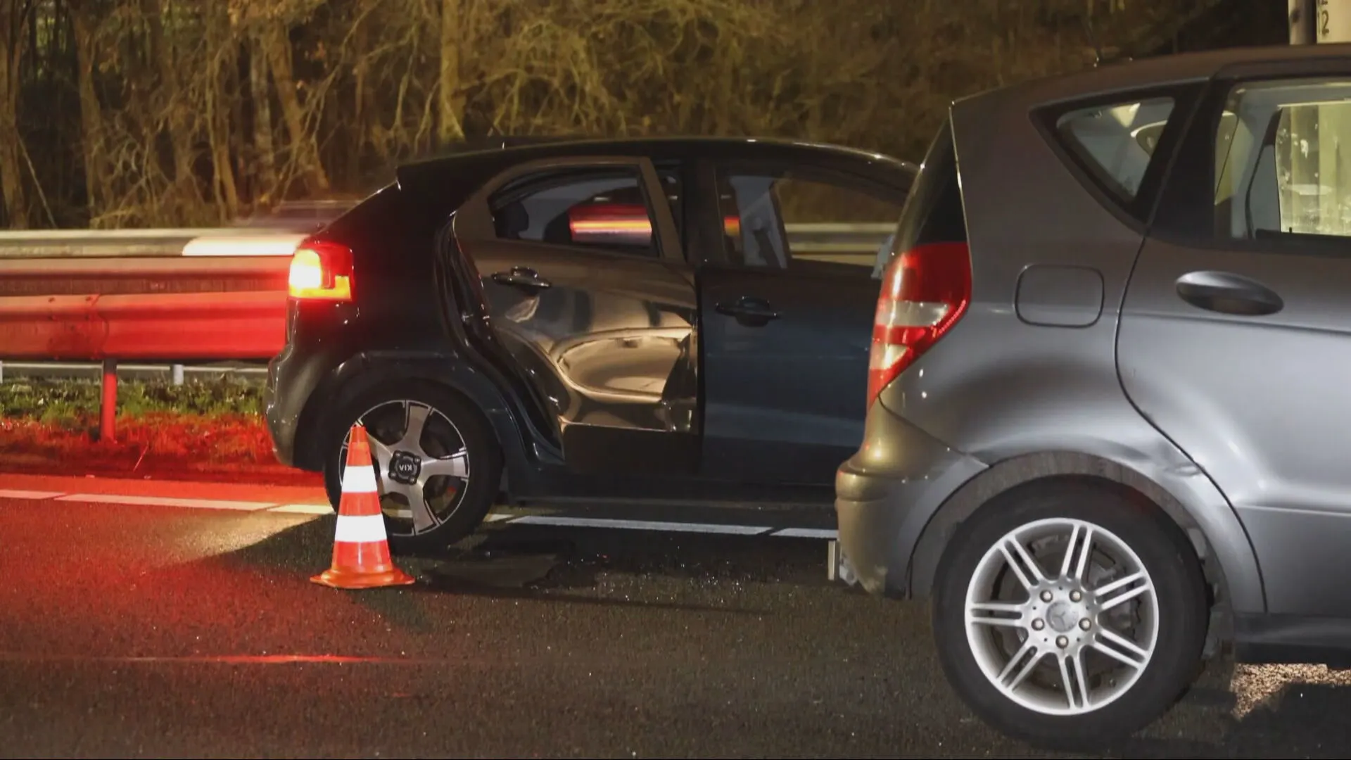 A59 bij Nieuwkuijk dicht nadat er wordt geschoten vanuit auto