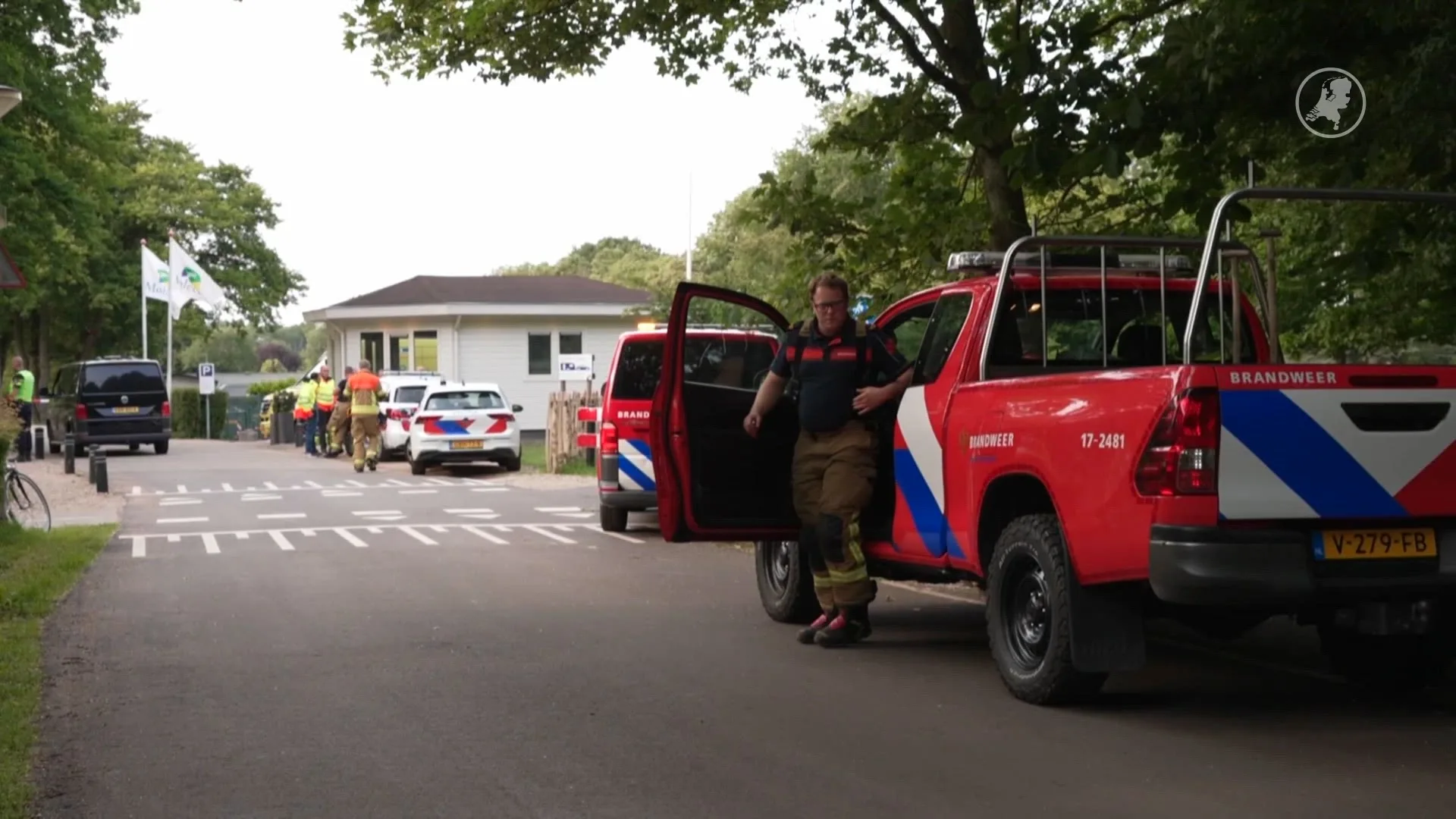 Politie op zoek naar vrouw die aan het bevallen is in bos Rockanje