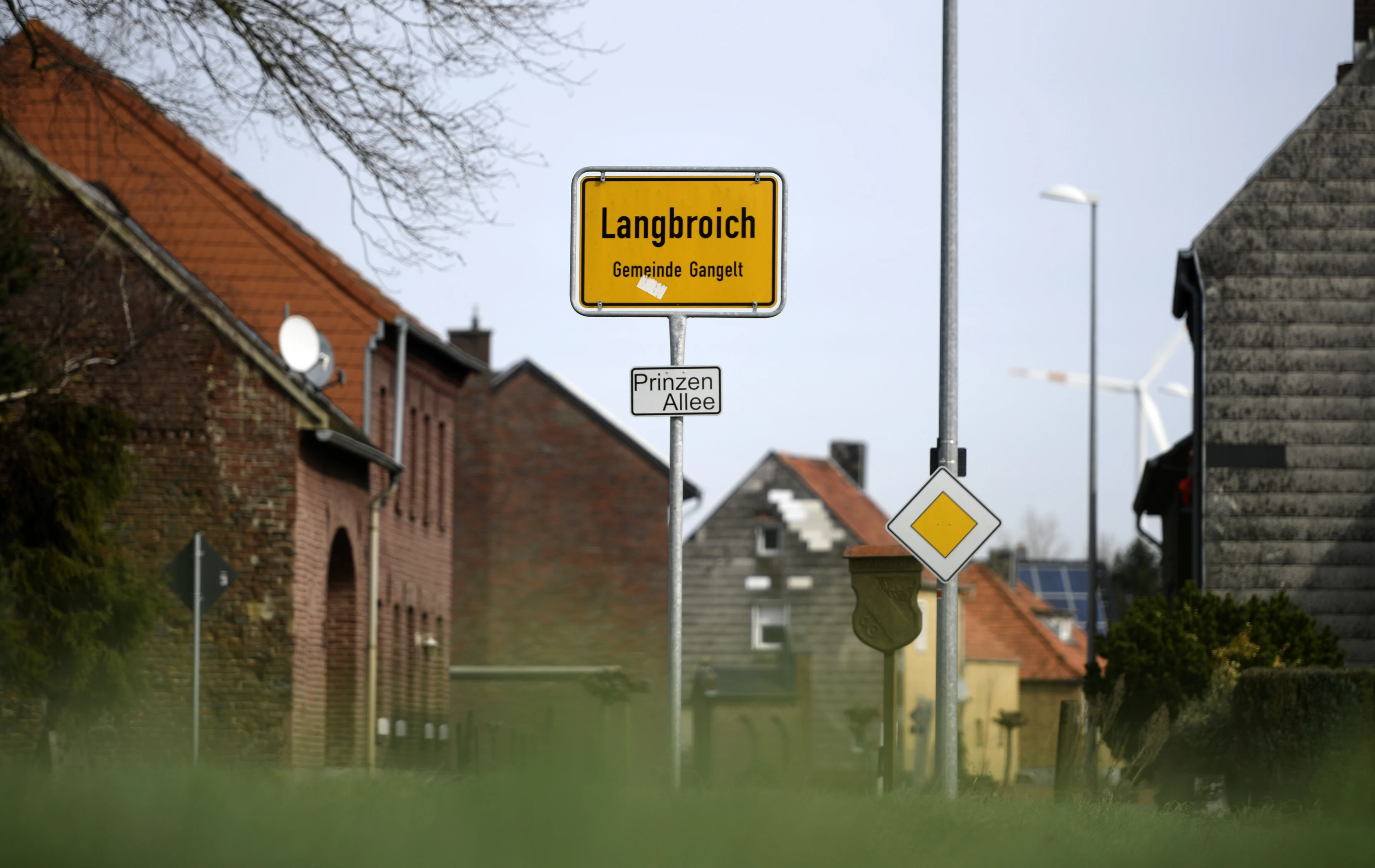 Explosieve stijging aantal besmettingen coronavirus bij Nederlandse grens