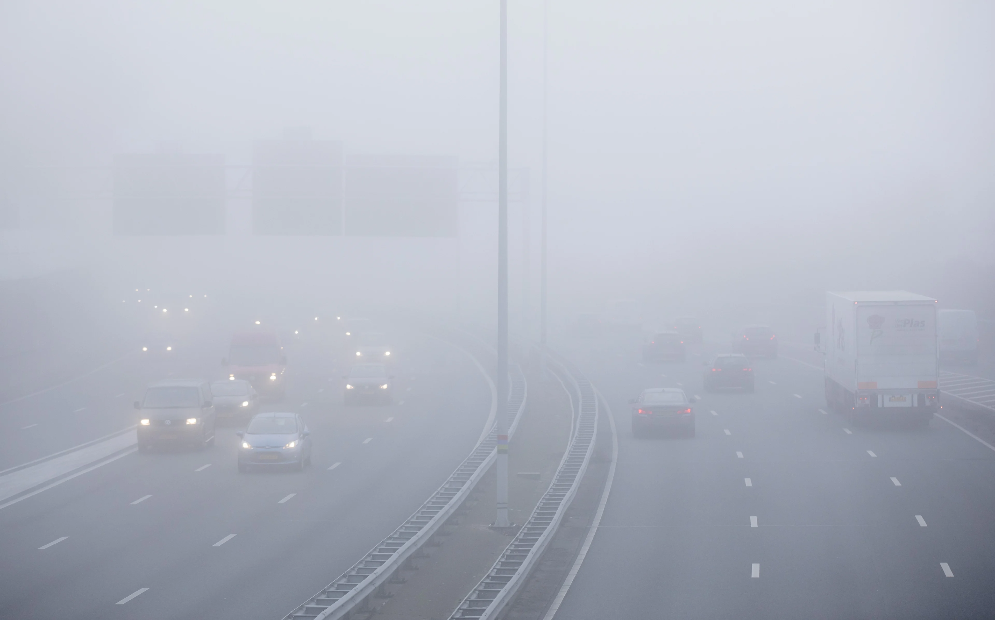 Ook voor de avond code geel in noorden van het land door dichte mist