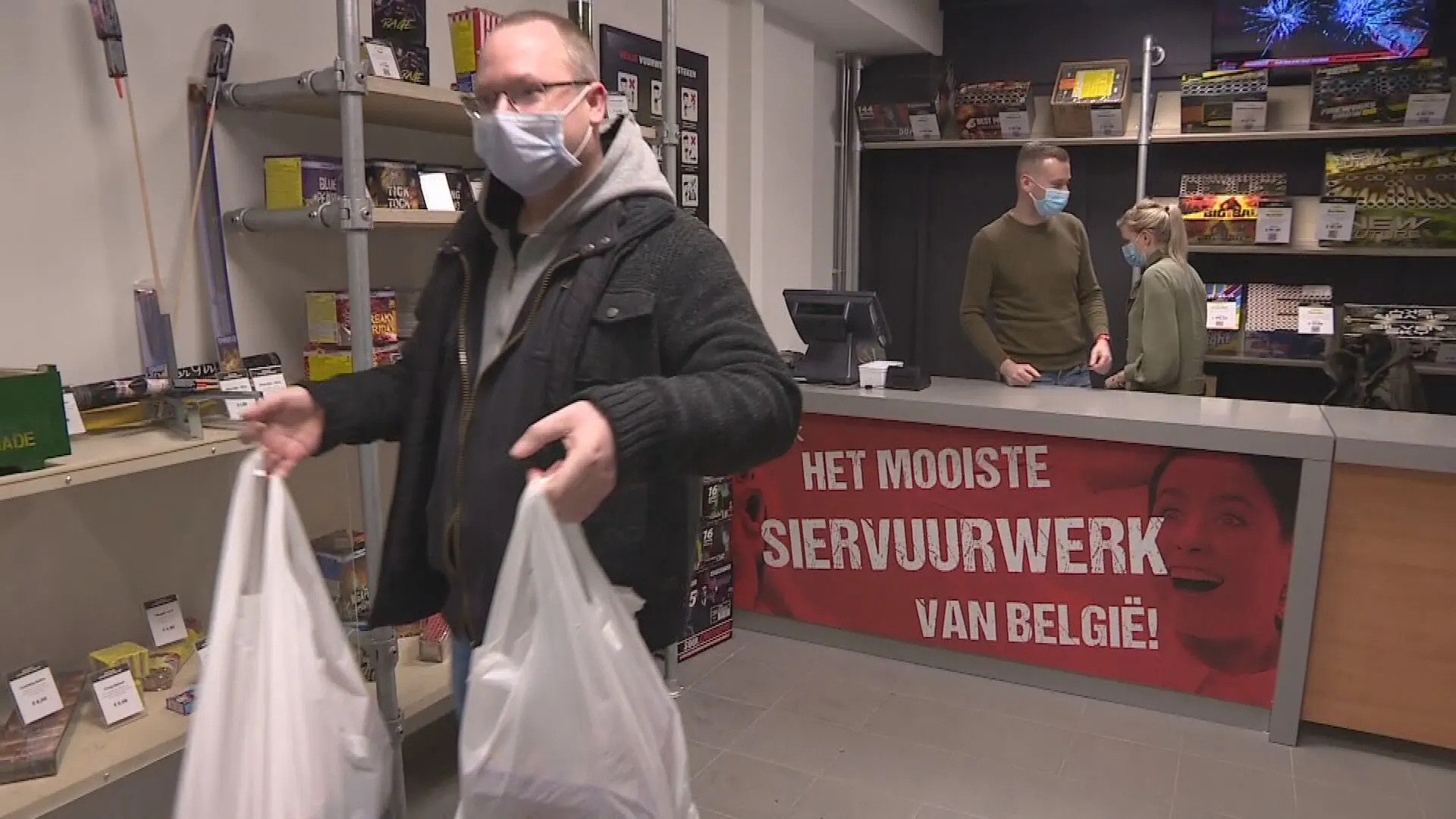 Vuurwerkliefhebbers kopen massaal over de grens: '99 procent Nederlanders'