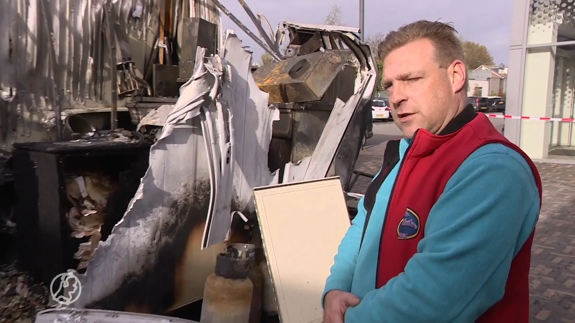 Na moord op vader ziet Joffrey nu levenswerk in vlammen opgaan: 'Ik heb er geen woorden voor'