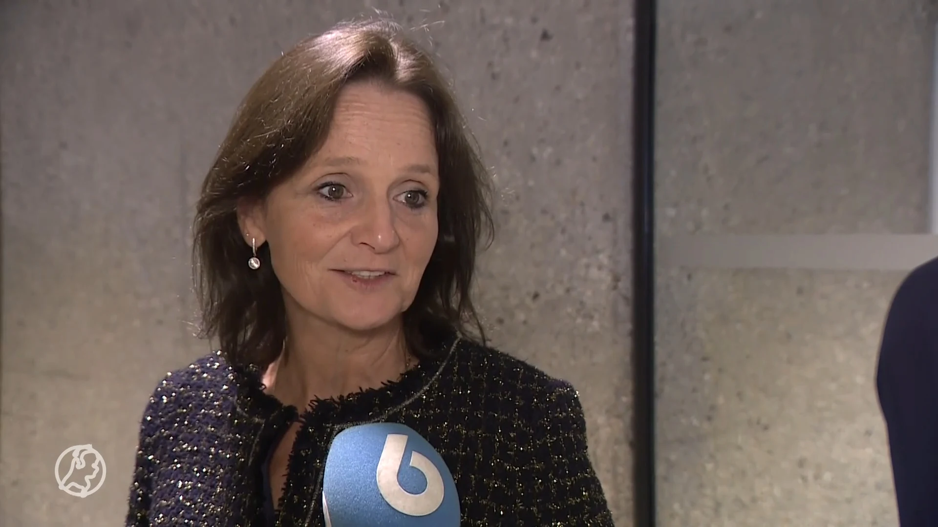 Van Vroonhoven vindt dat ze felle oppositie goed weerstond: 'Ik weet mijn mannetje te staan'