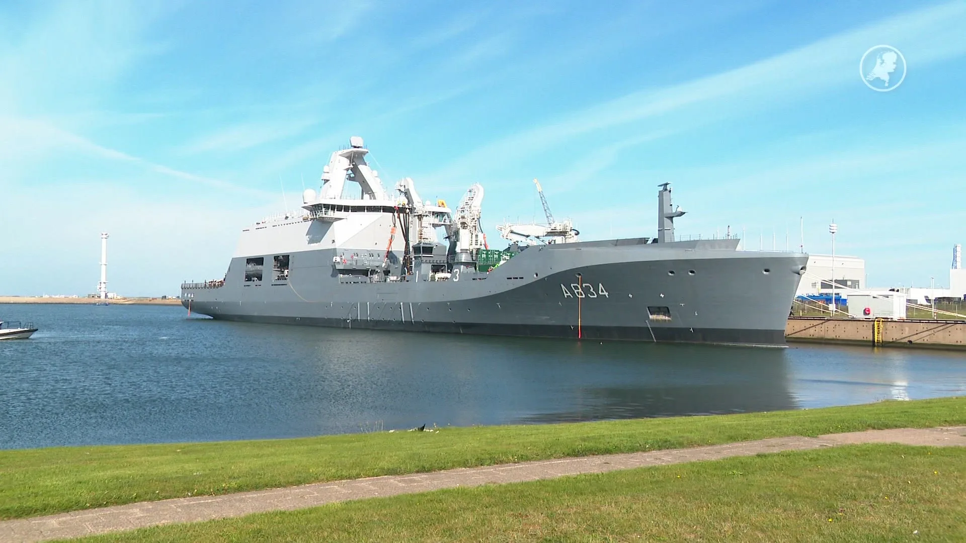 Voor het eerst in 10 jaar krijgt de Marine vandaag een nieuw schip: neem een kijkje