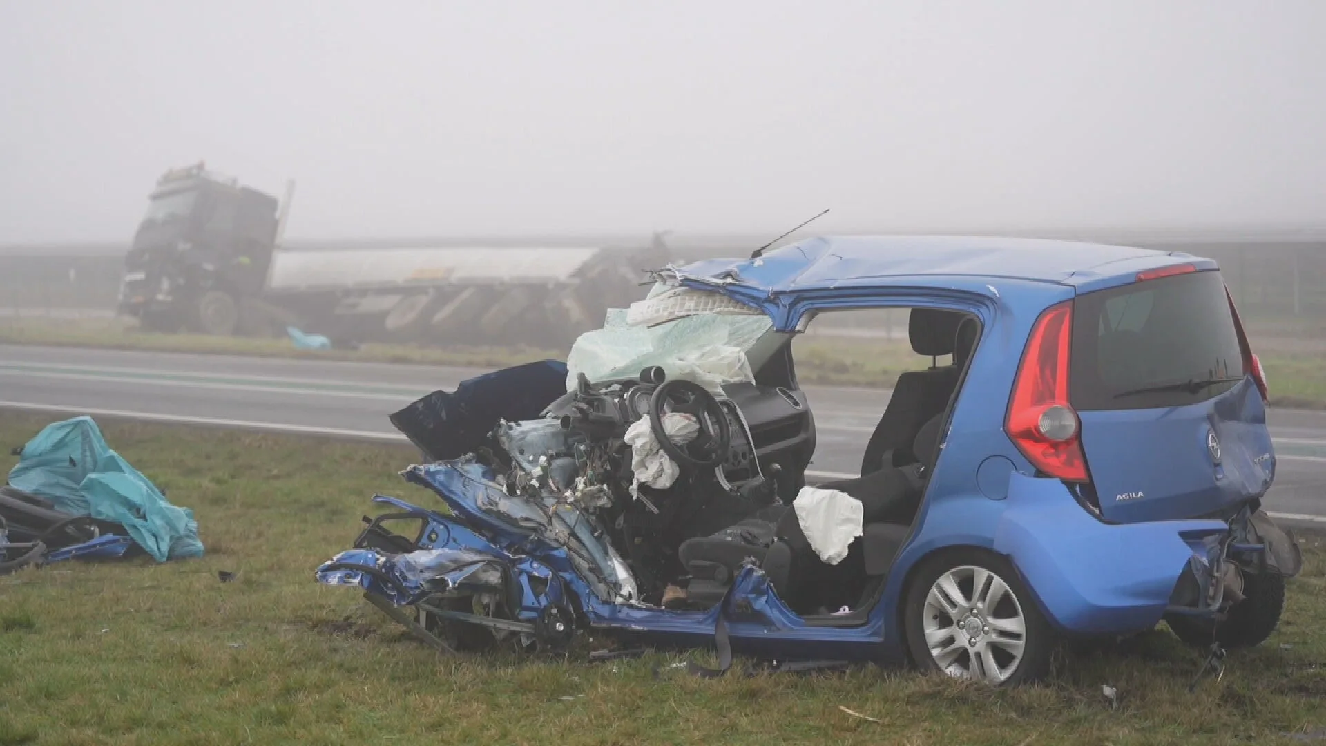 Automobilist (78) overleden door ongeluk met vrachtwagen op N322