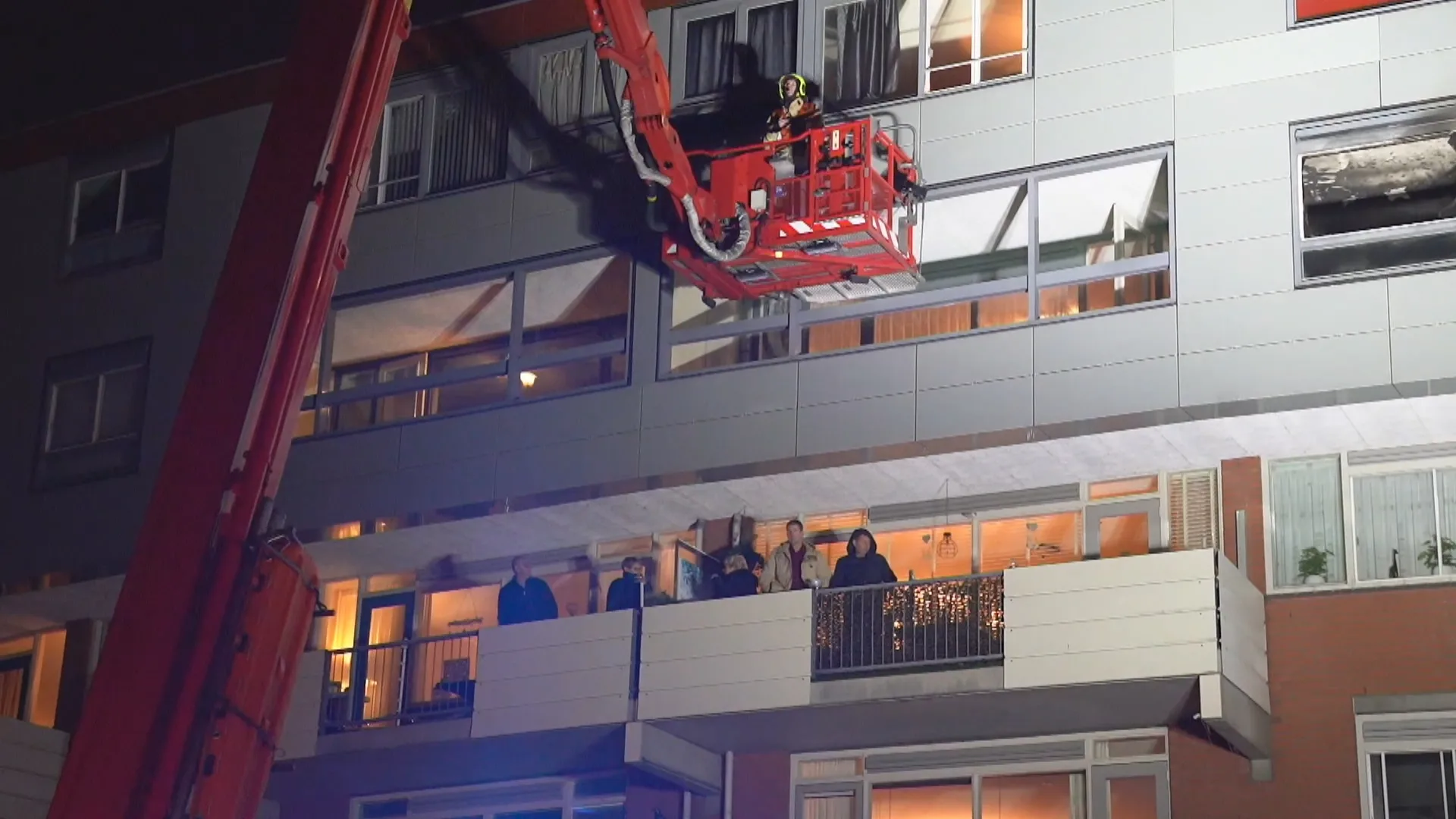 'Brand in Rotterdamse flat vermoedelijk aangestoken'