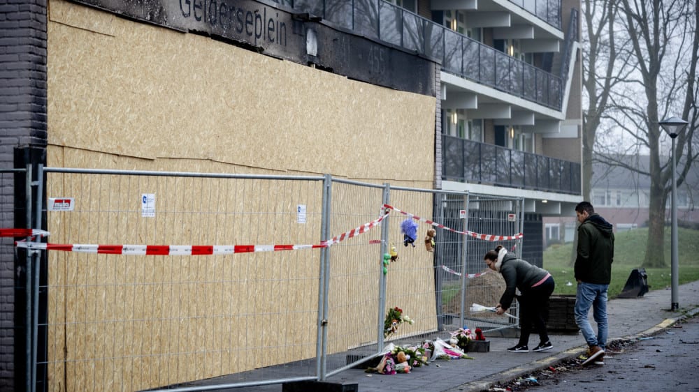 School omgekomen leerling (4) staat stil bij flatbrand