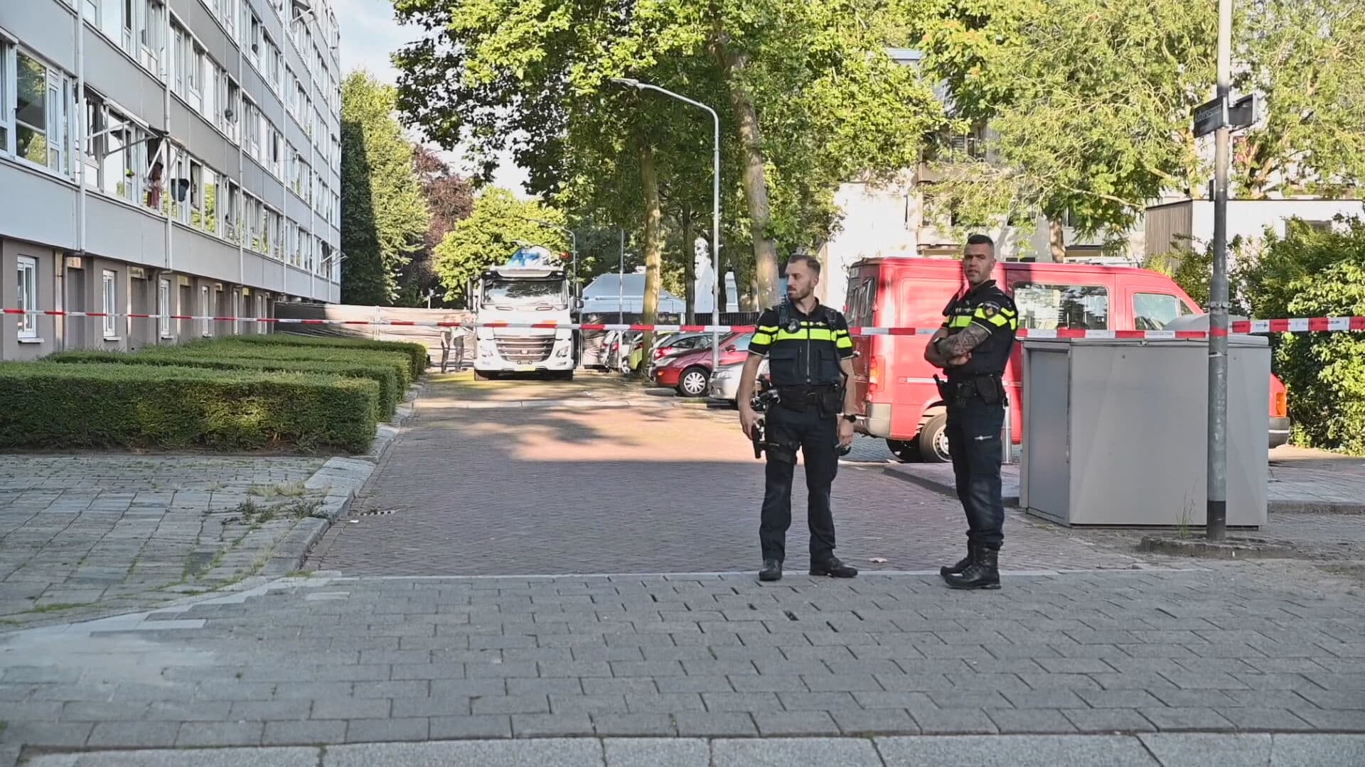 Mogelijk stoffelijk overschot gevonden in kofferbak van auto in Dordrecht