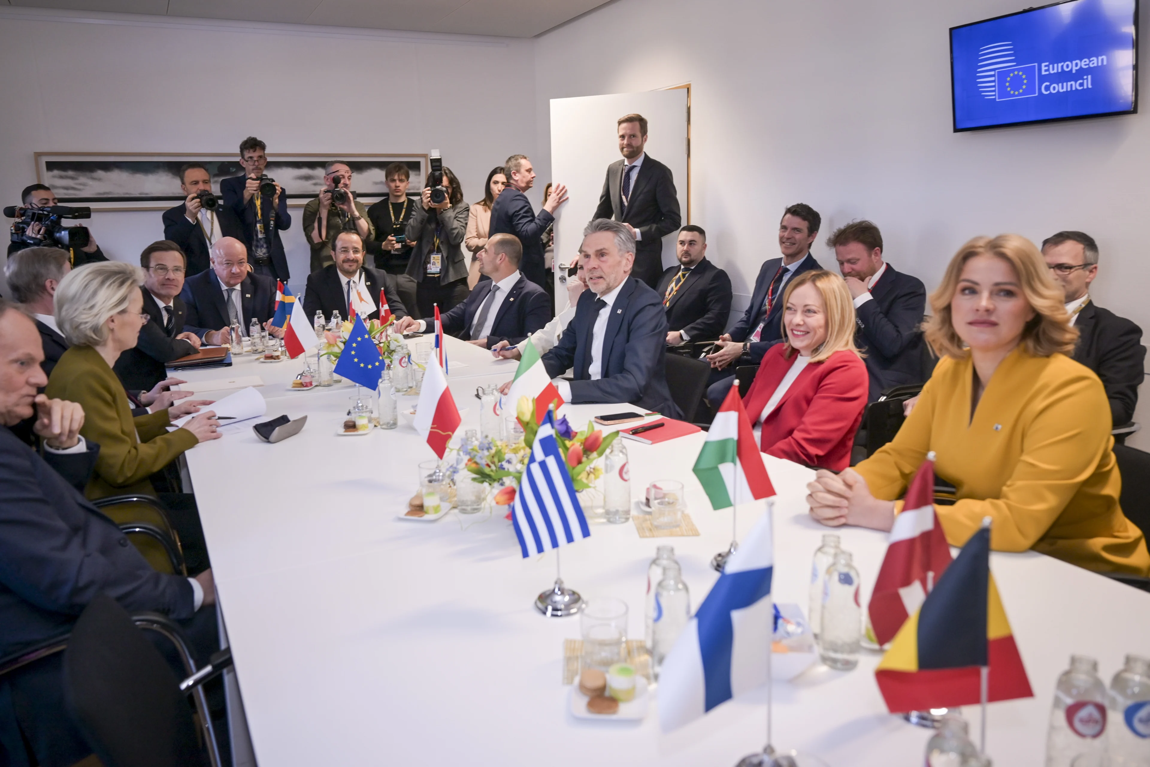 Nederlanders rekenen meer dan ooit op EU, willen nauwere samenwerking en groter budget